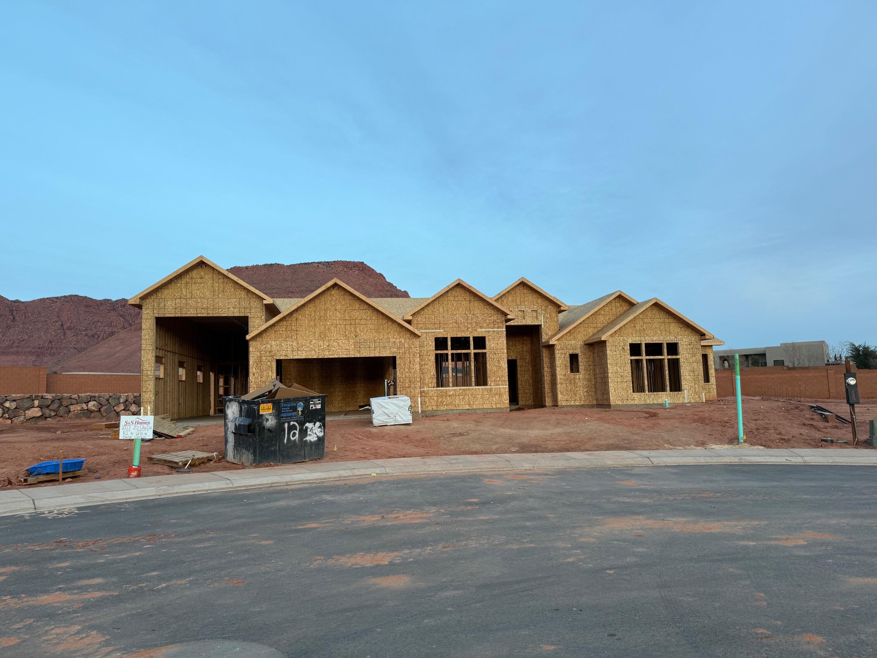 ONYX VALLEY - Residential