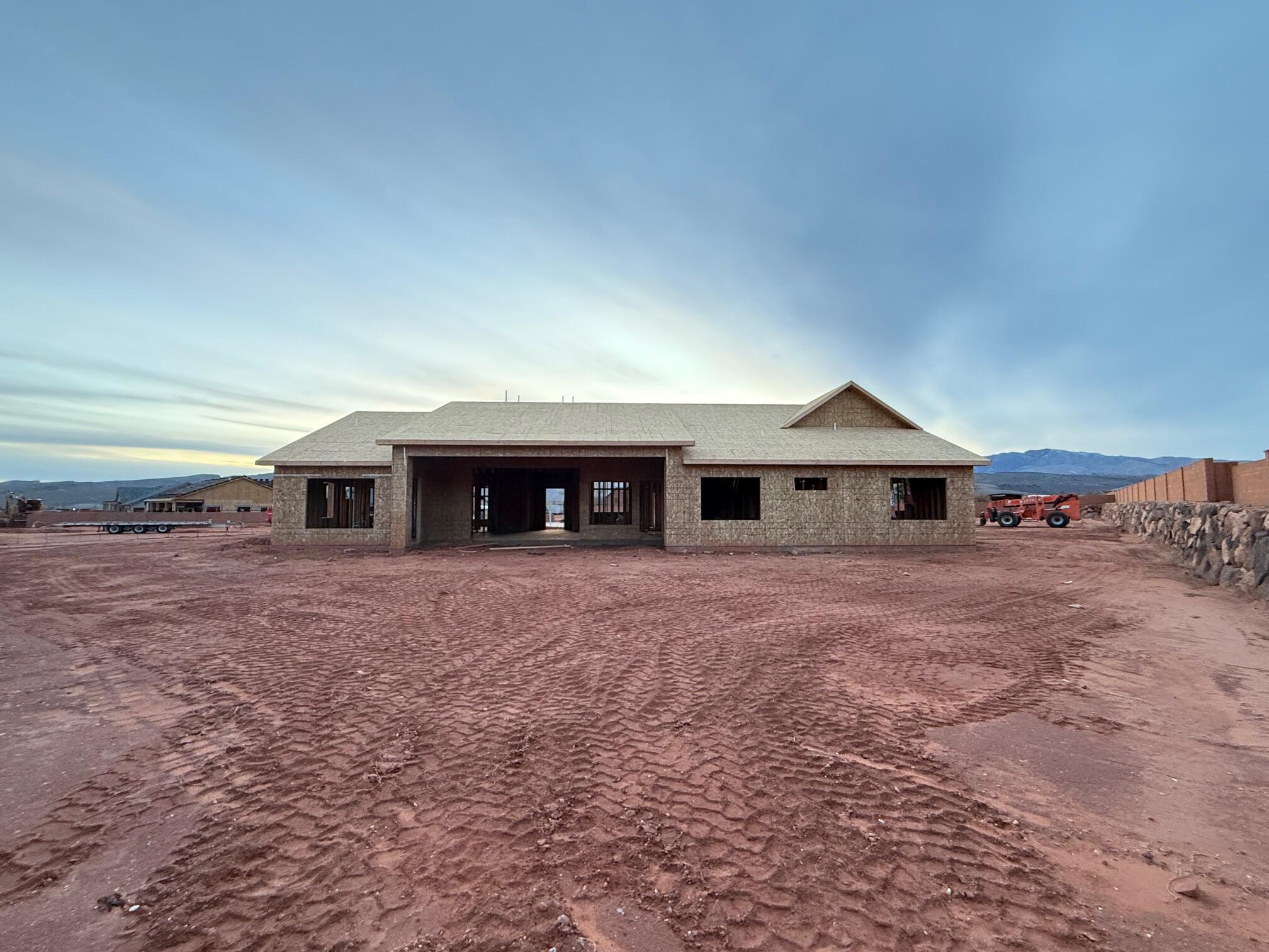 ONYX VALLEY - Residential