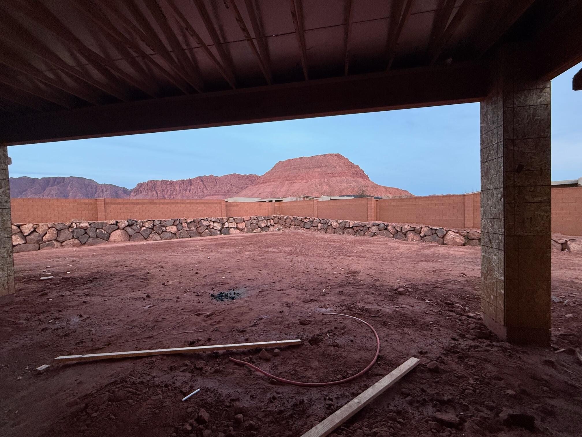 ONYX VALLEY - Residential