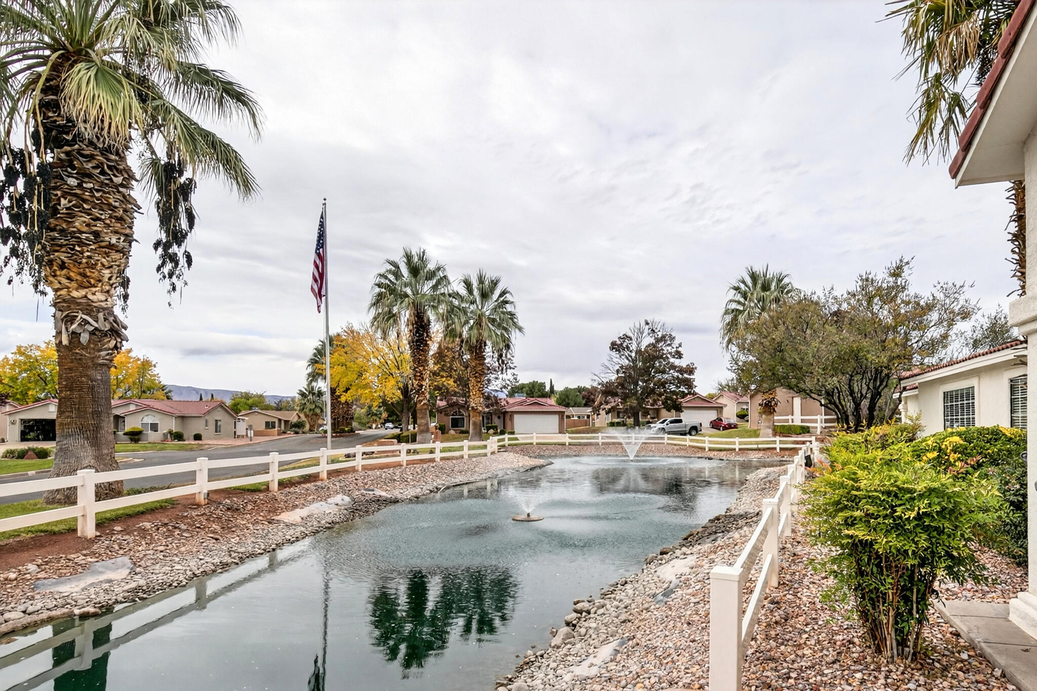 PADRE LAKES TOWNHOMES - Residential