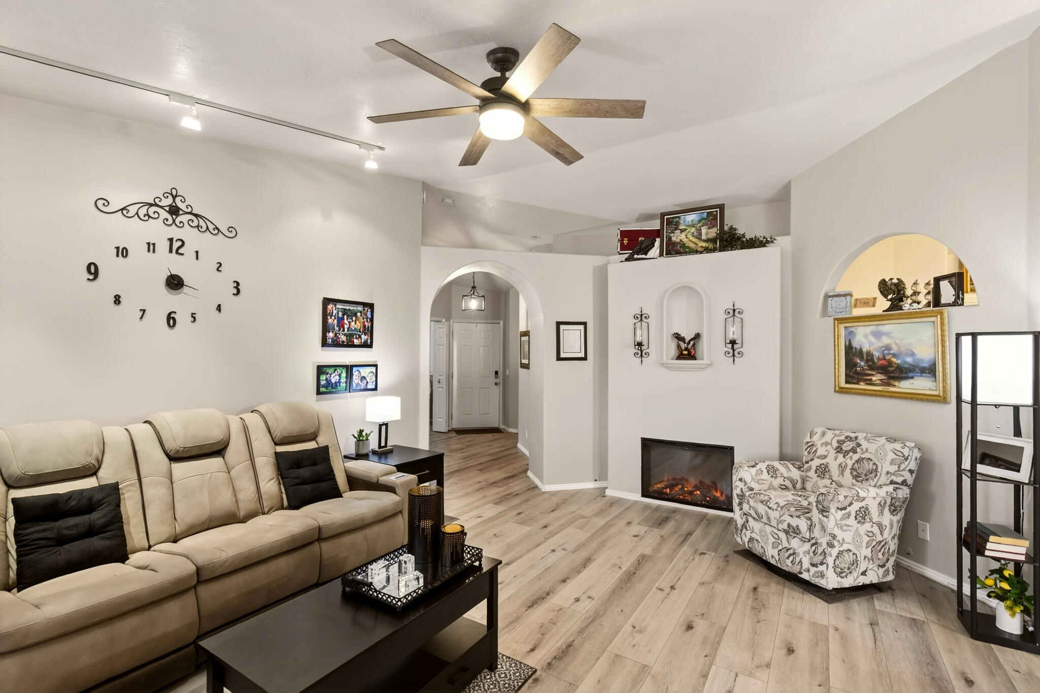 PADRE LAKES TOWNHOMES - Residential