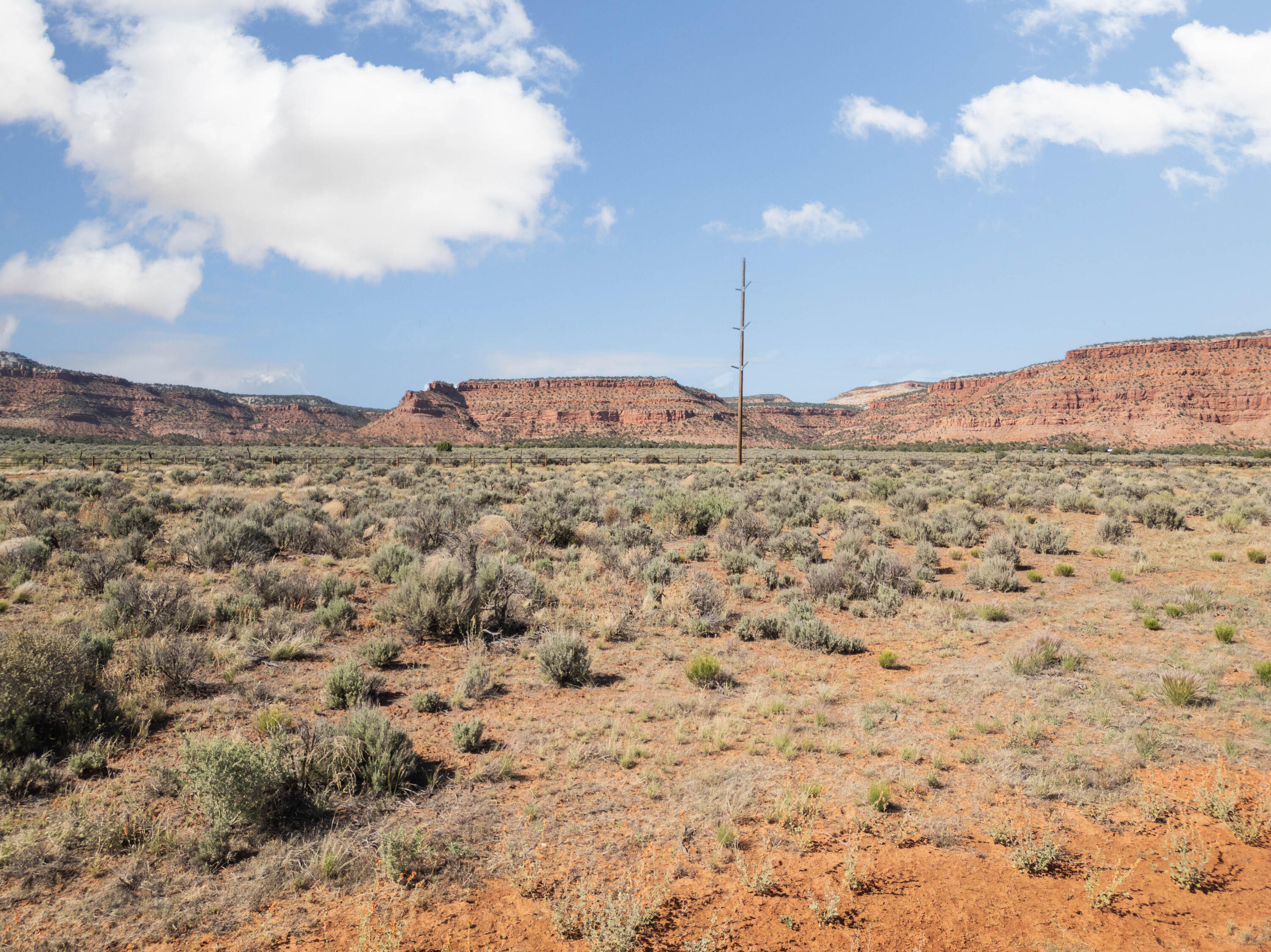 CRIMSON ESTATES - Land