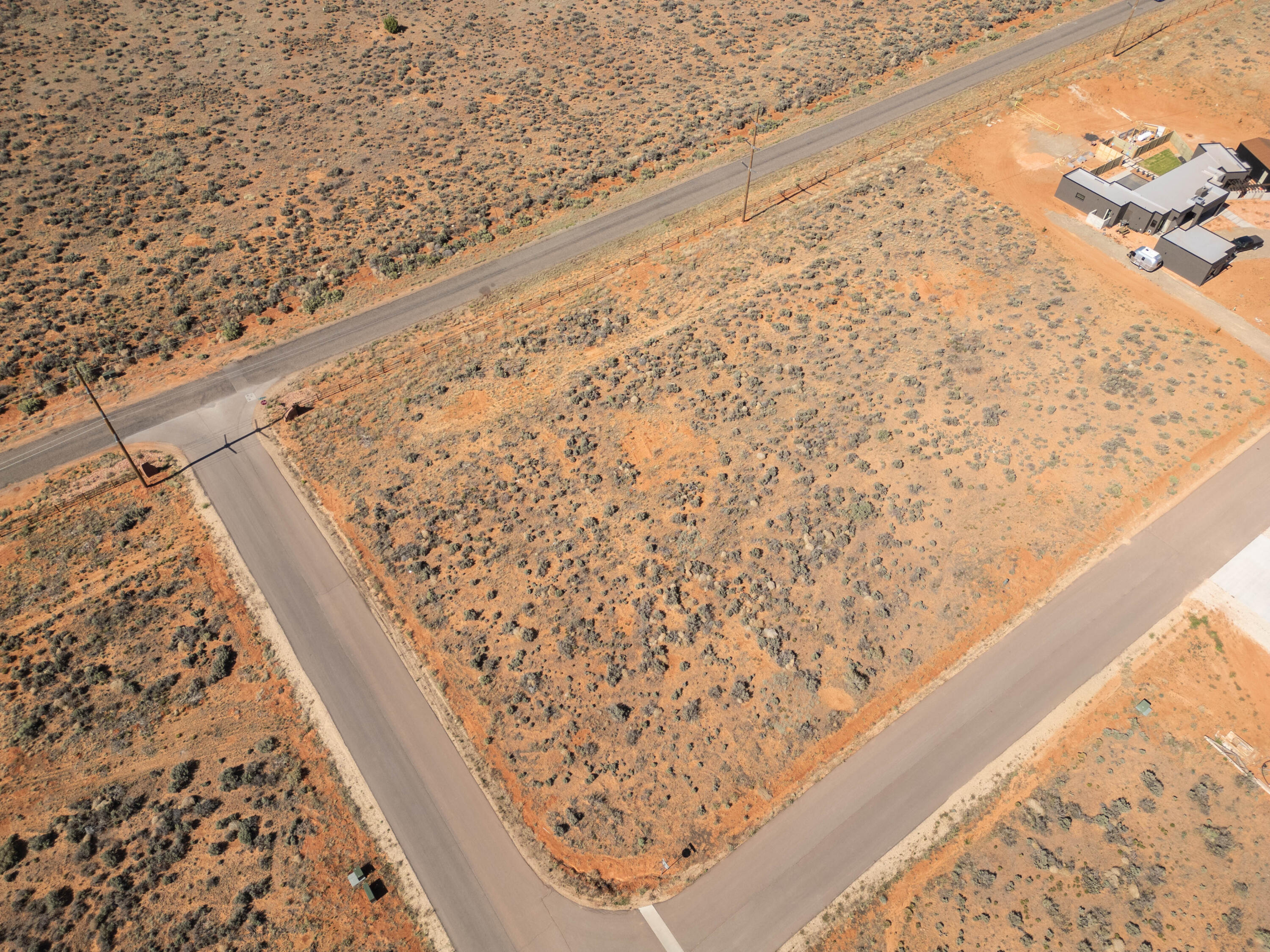 CRIMSON ESTATES - Land