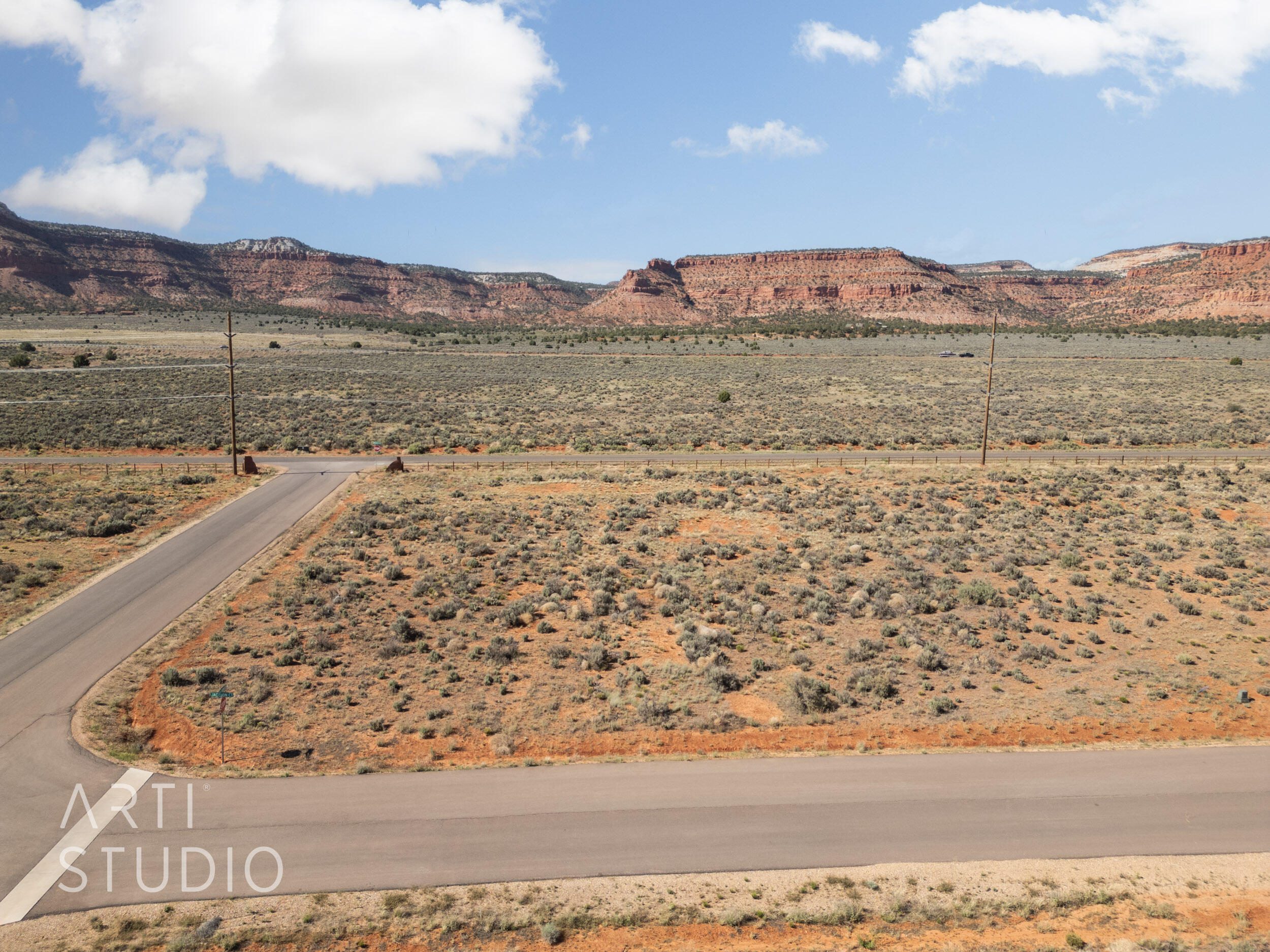 CRIMSON ESTATES - Land