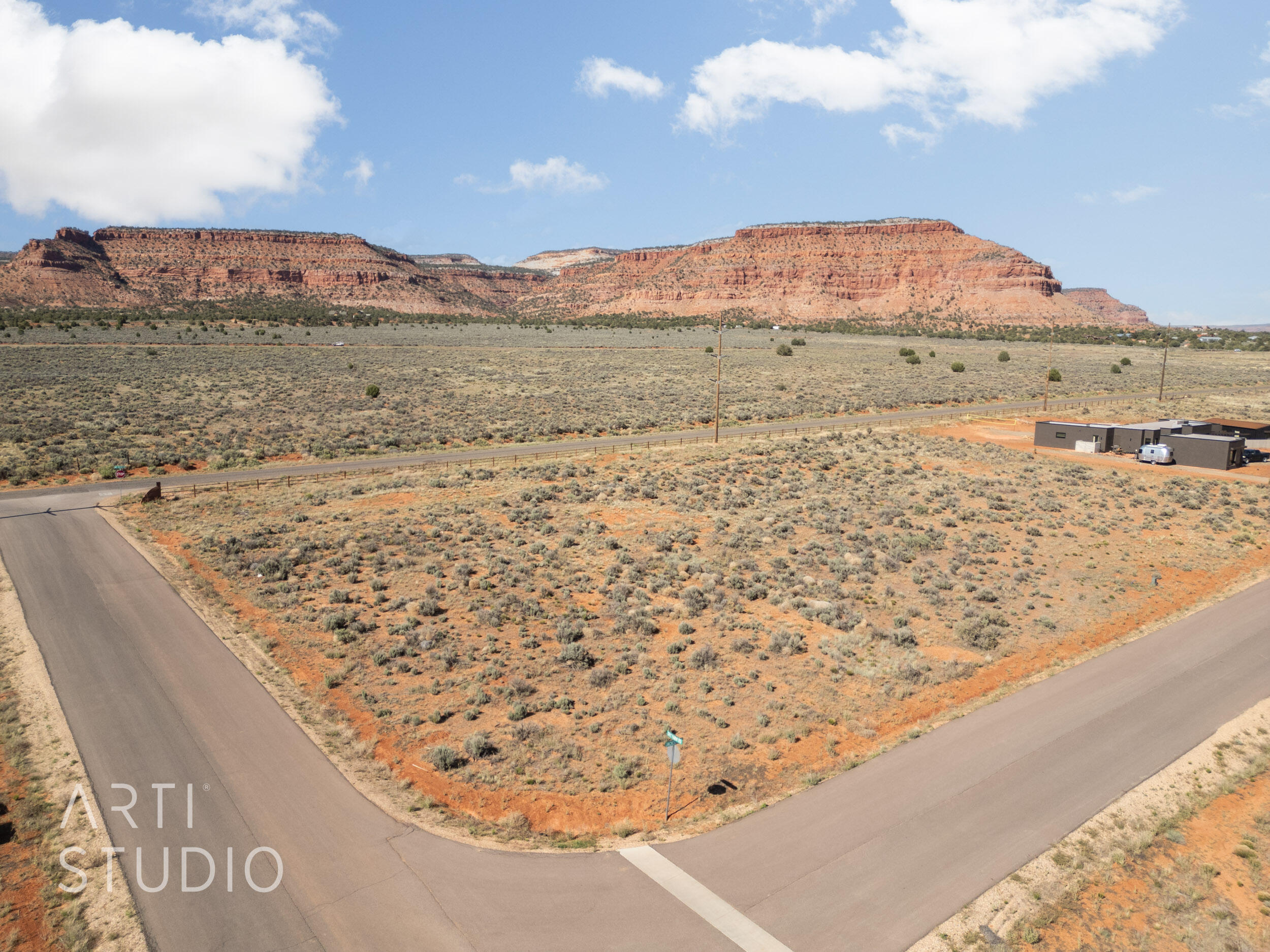 CRIMSON ESTATES - Land