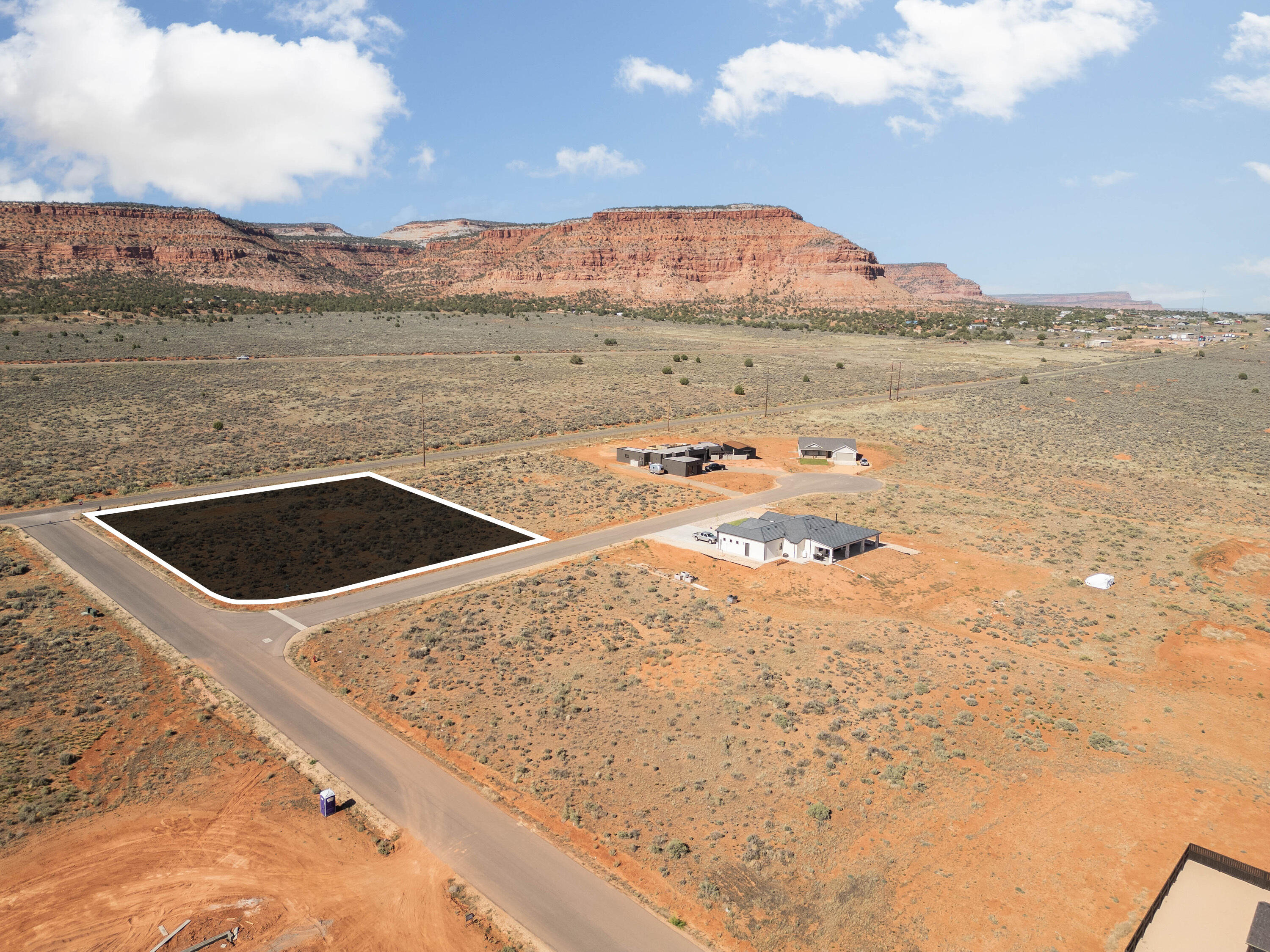 CRIMSON ESTATES - Land