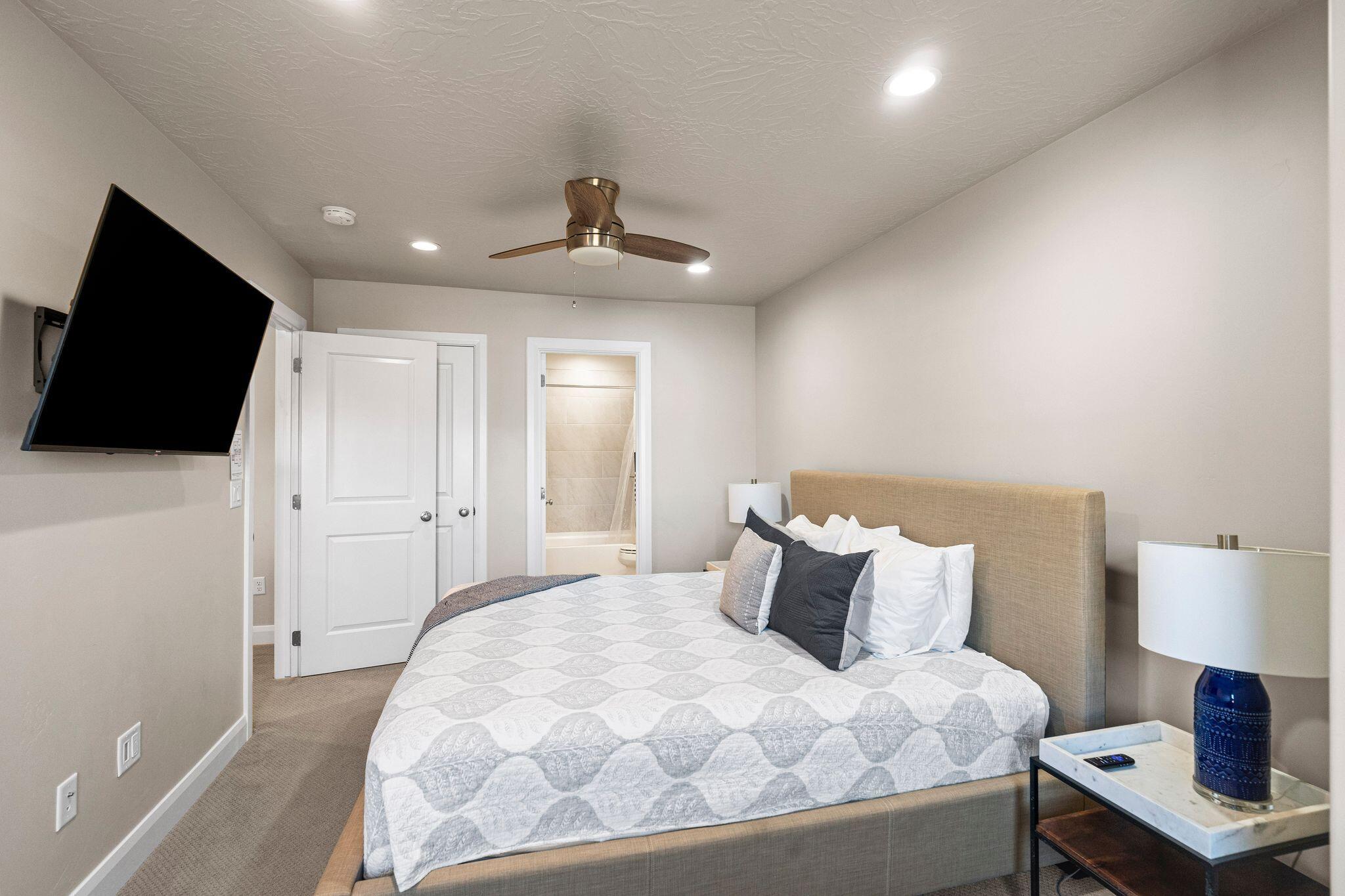 ESCONDIDO AT SIENNA HILLS - Residential