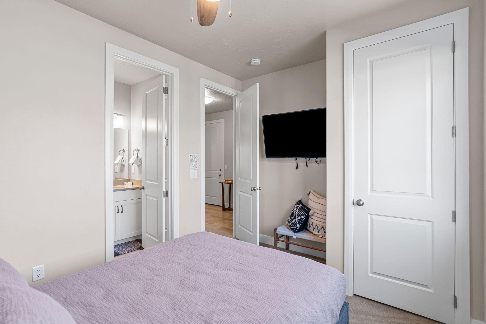 ESCONDIDO AT SIENNA HILLS - Residential