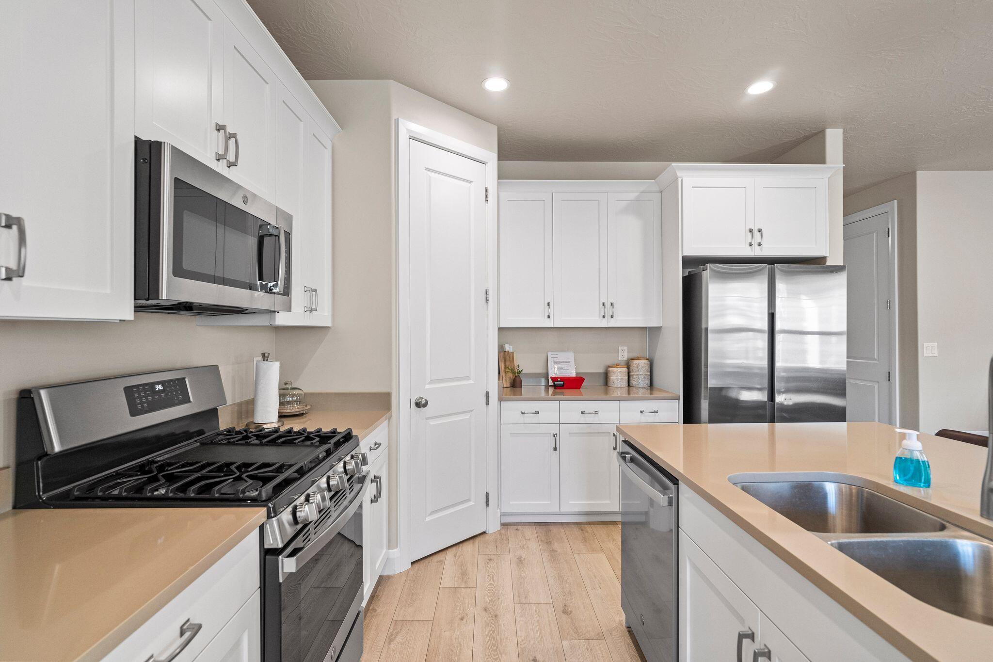 ESCONDIDO AT SIENNA HILLS - Residential