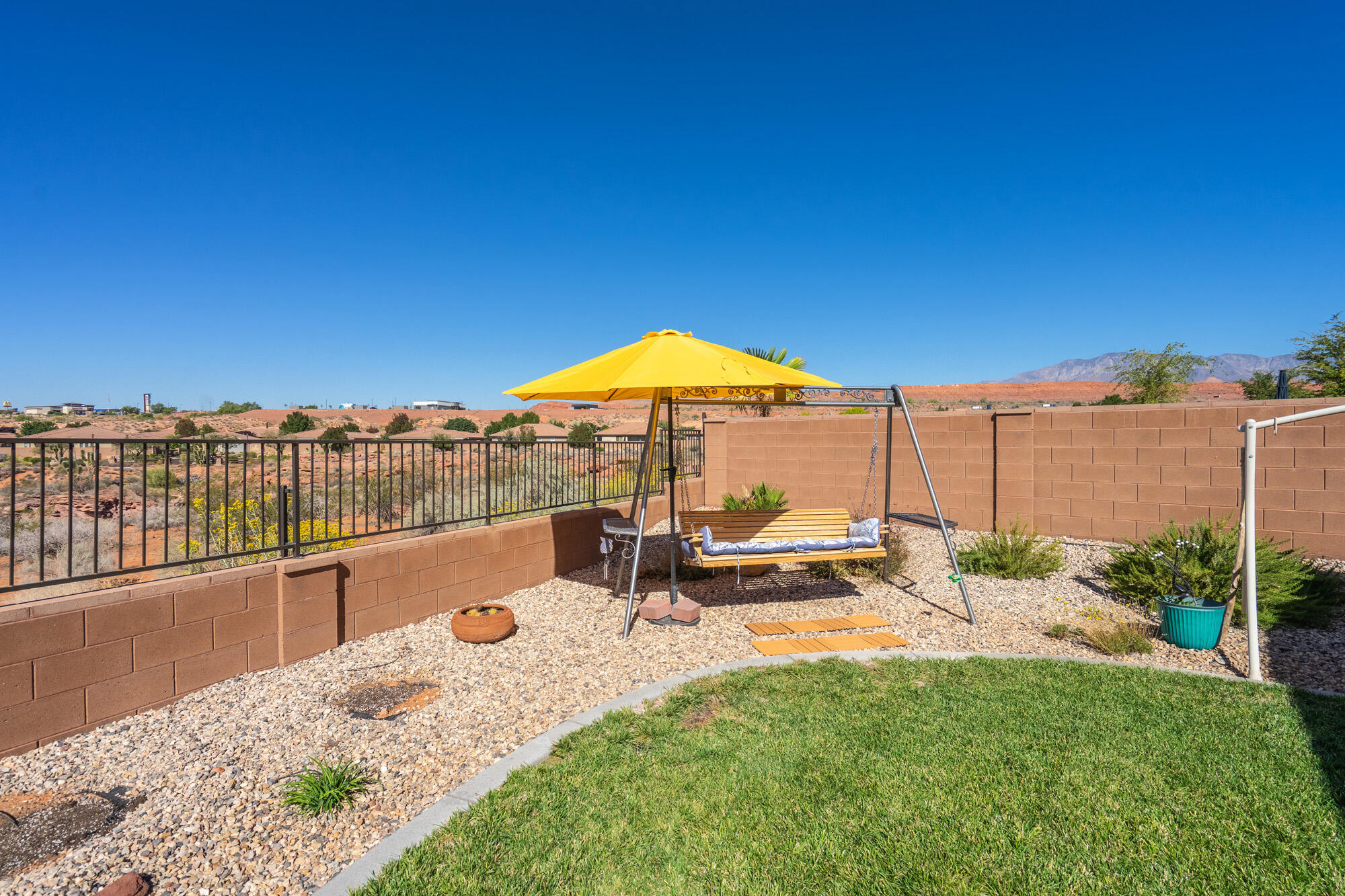 ARROYO AT SIENNA HILLS - Residential