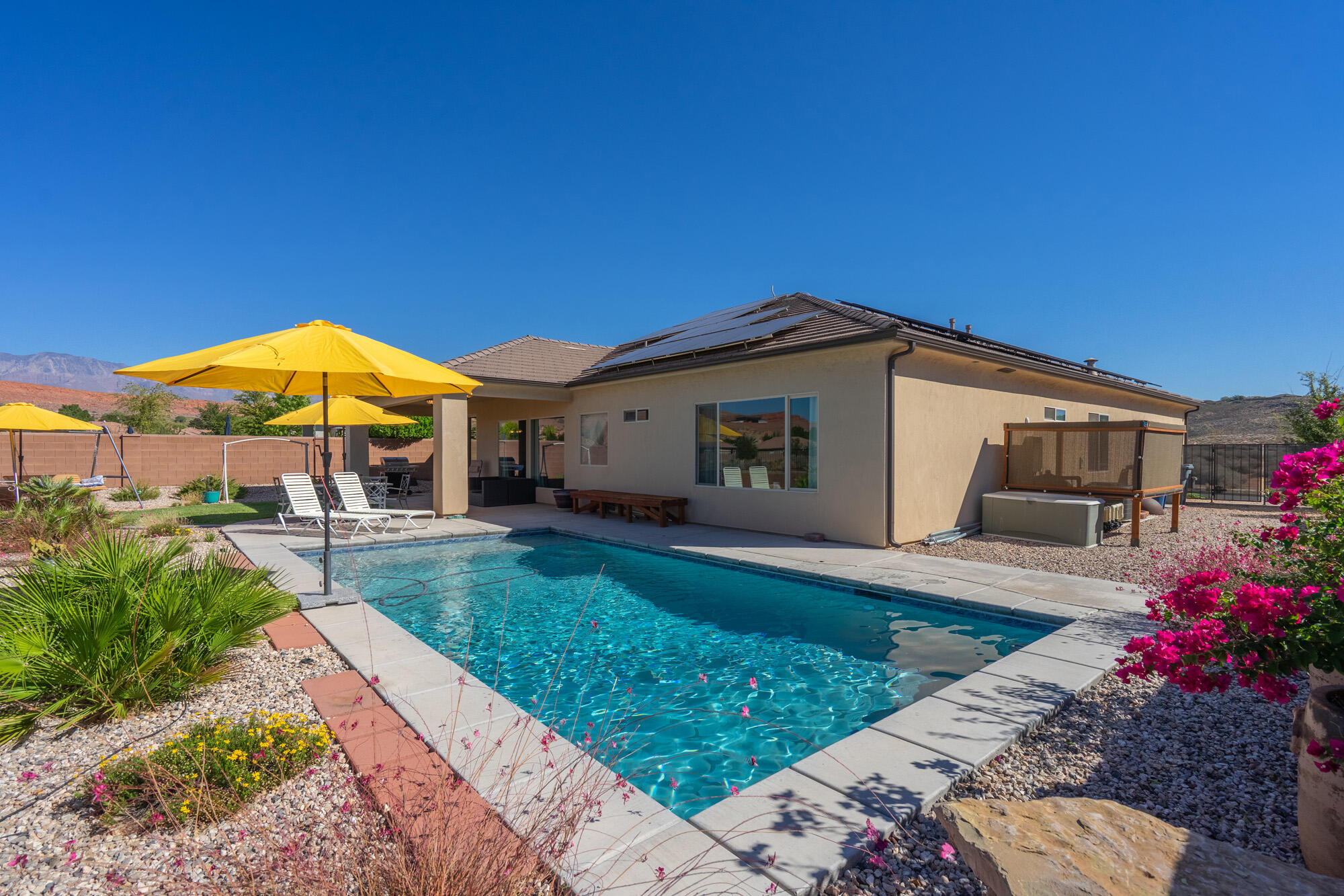 ARROYO AT SIENNA HILLS - Residential