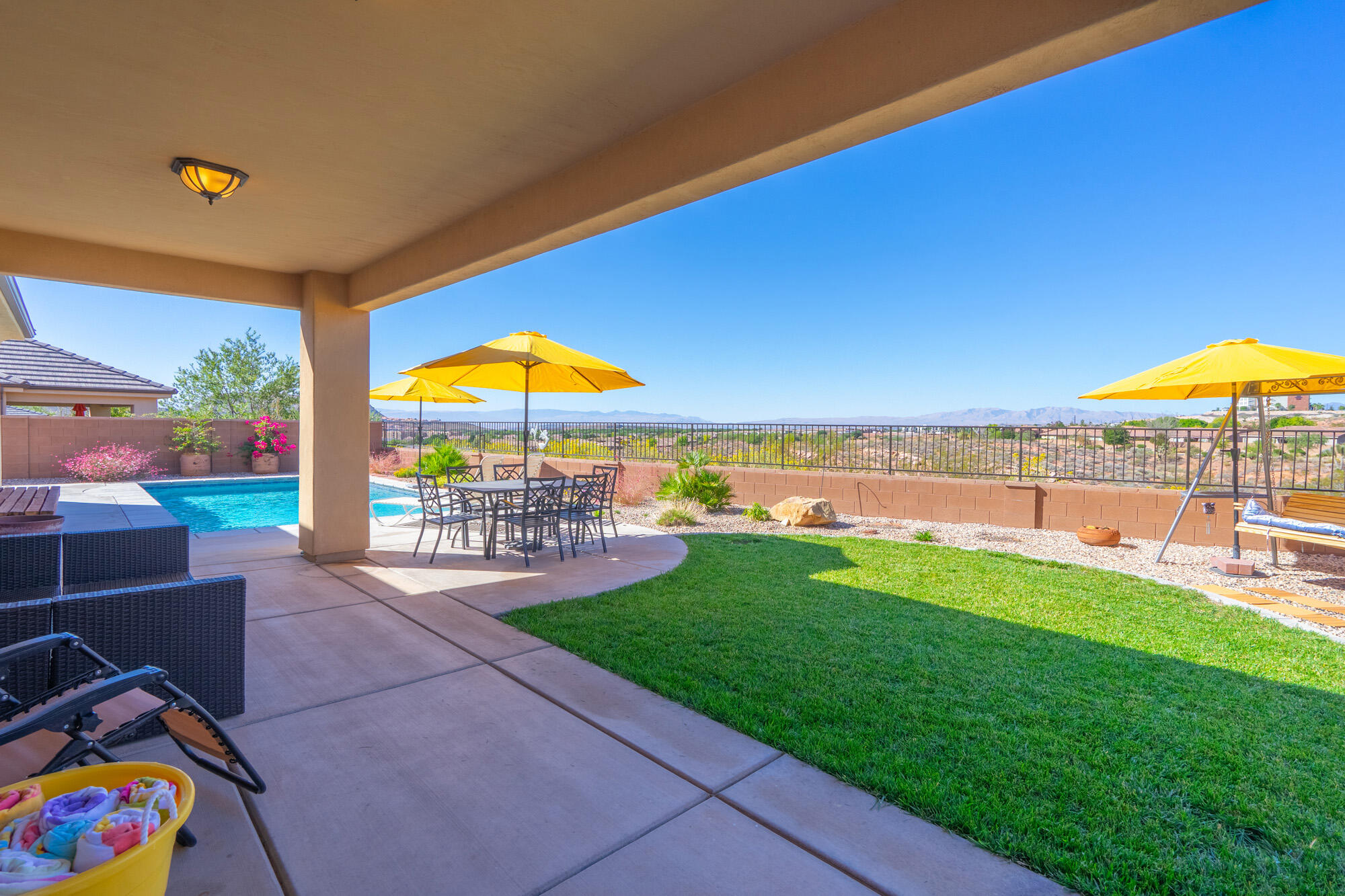 ARROYO AT SIENNA HILLS - Residential