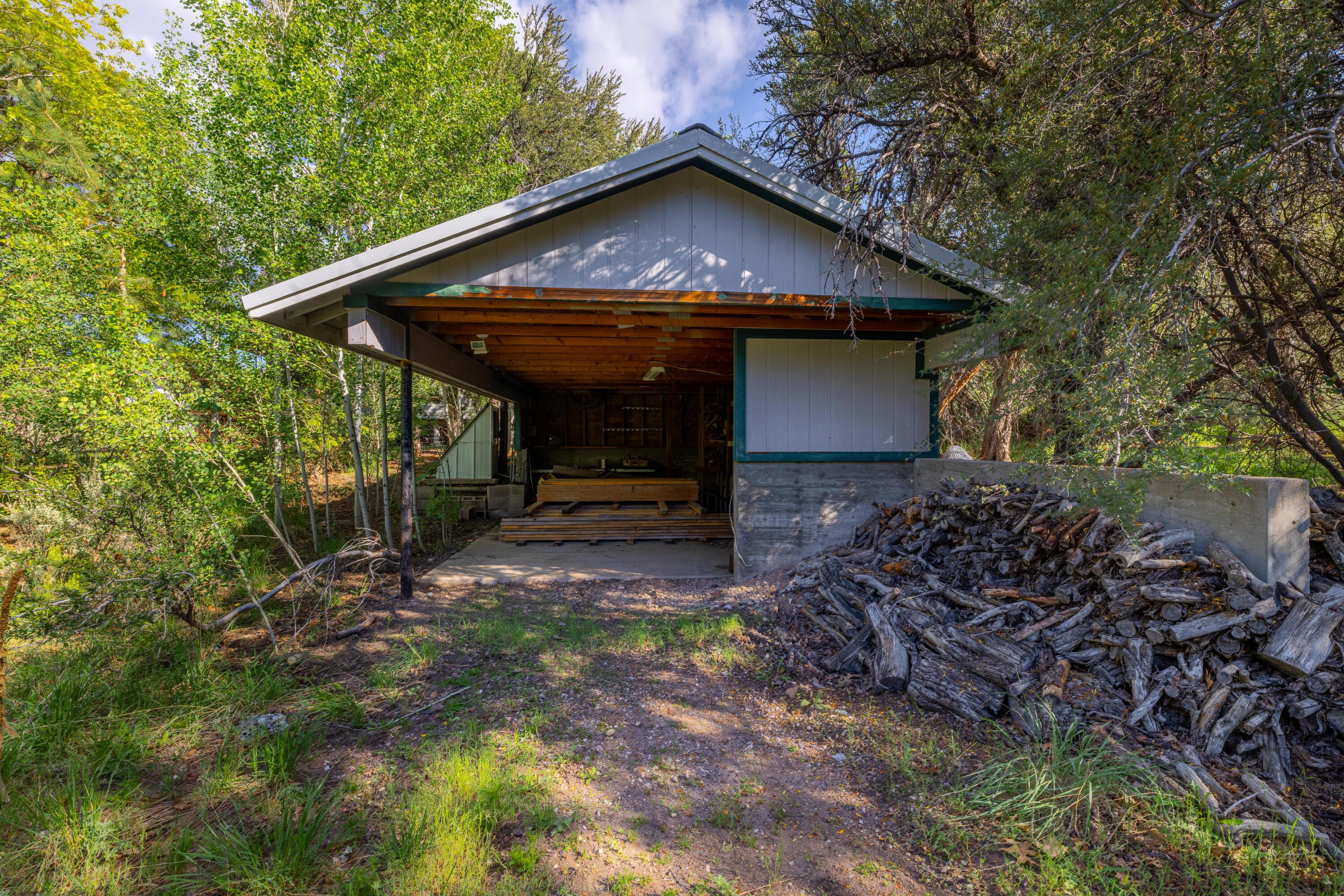 PINE VALLEY TOWNSITE SRVY - Residential