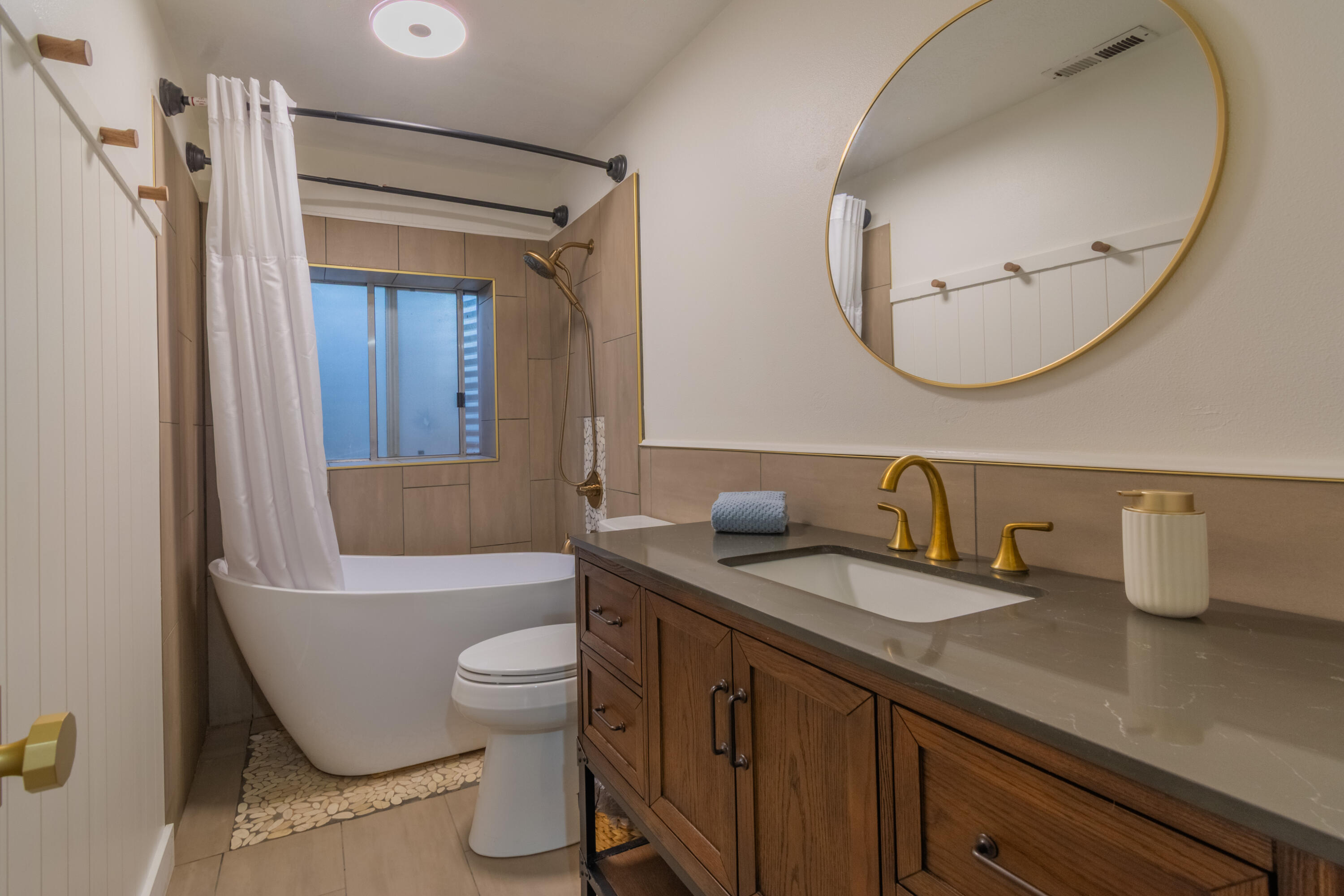 NEW HARMONY TOWNSITE - Residential