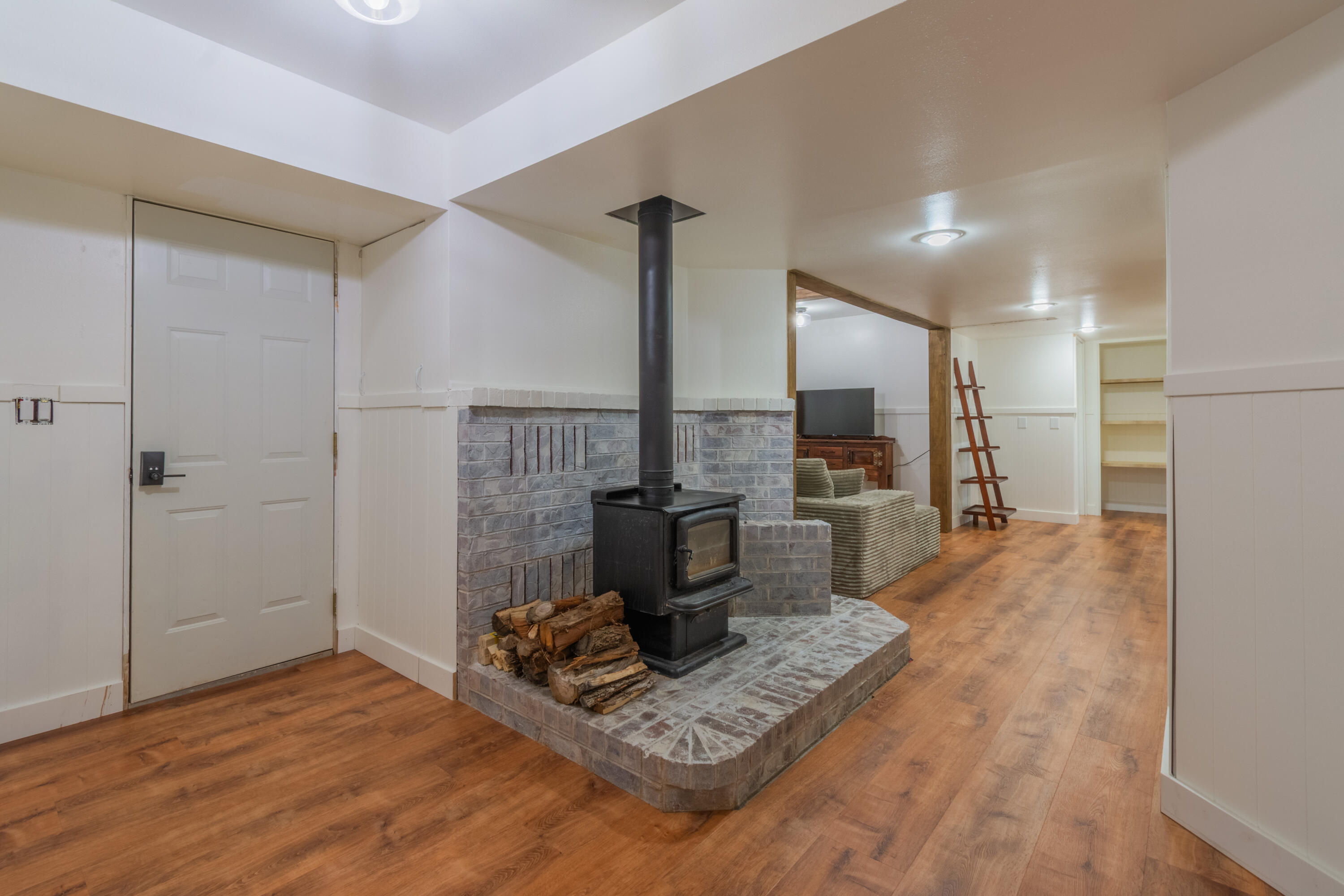 NEW HARMONY TOWNSITE - Residential