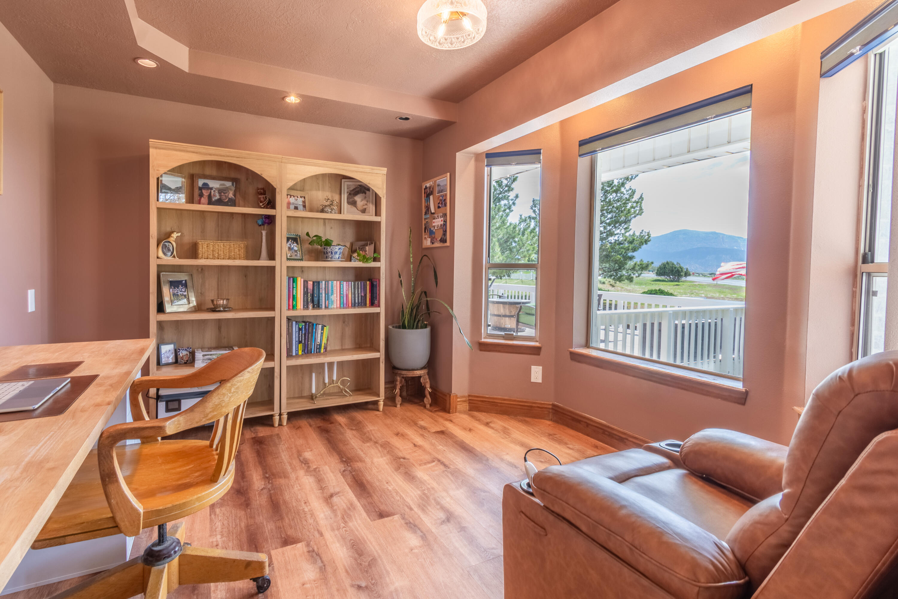 NEW HARMONY TOWNSITE - Residential