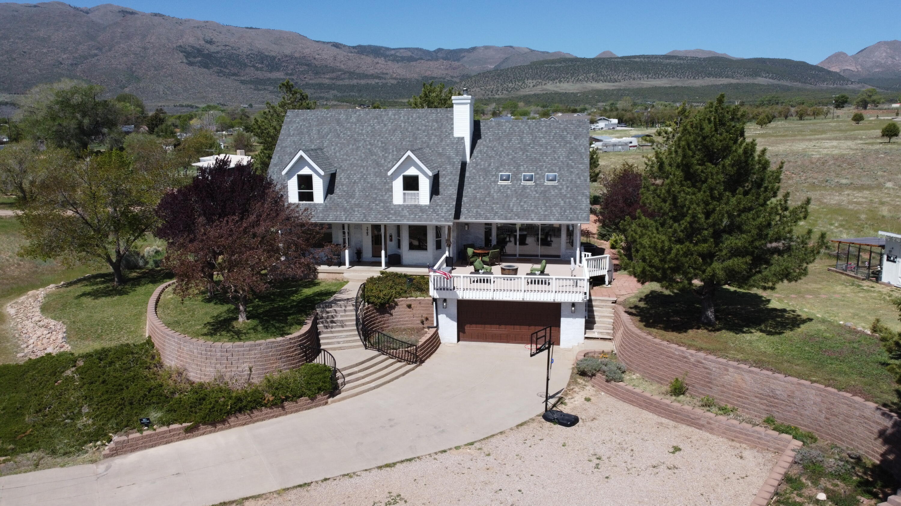 NEW HARMONY TOWNSITE - Residential