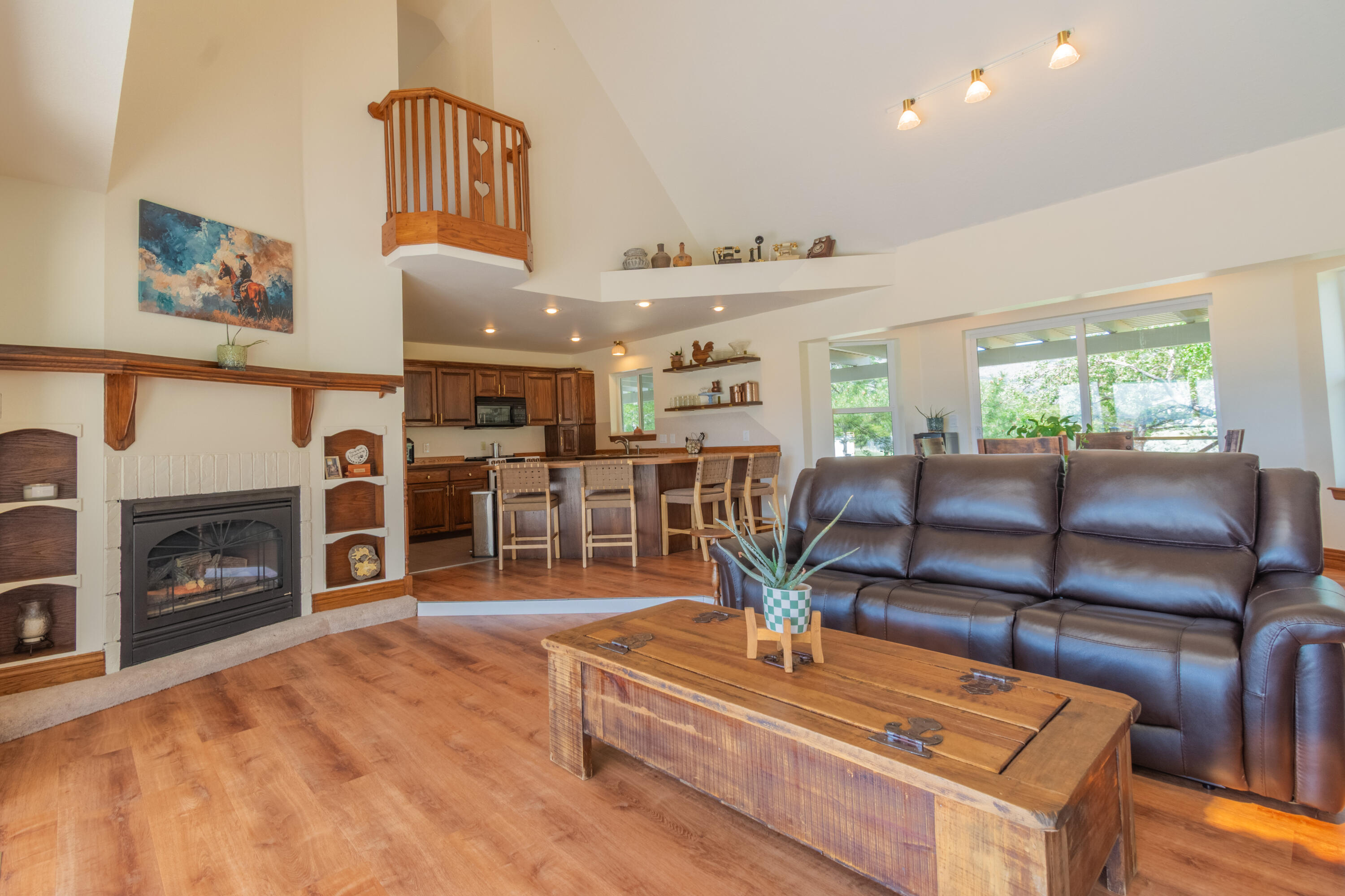 NEW HARMONY TOWNSITE - Residential