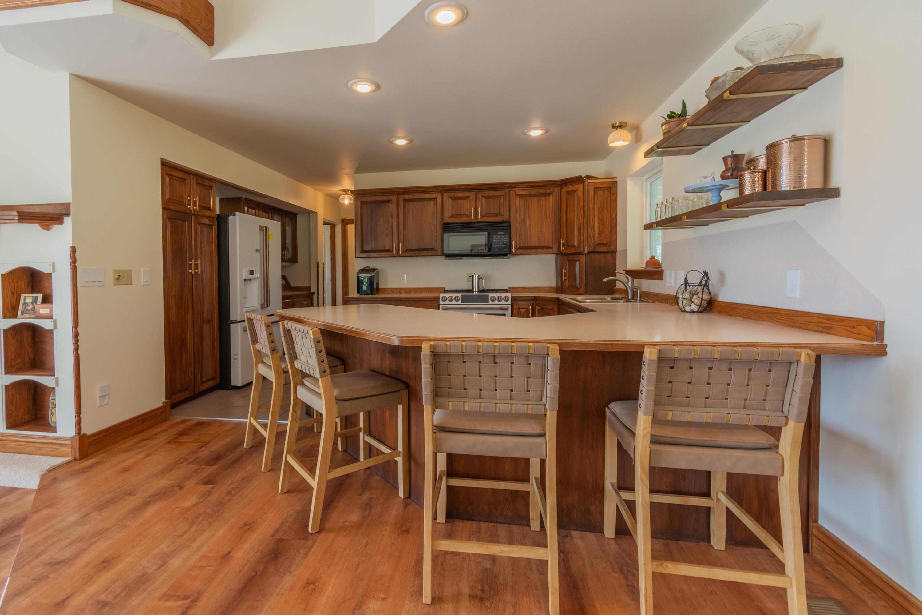 NEW HARMONY TOWNSITE - Residential