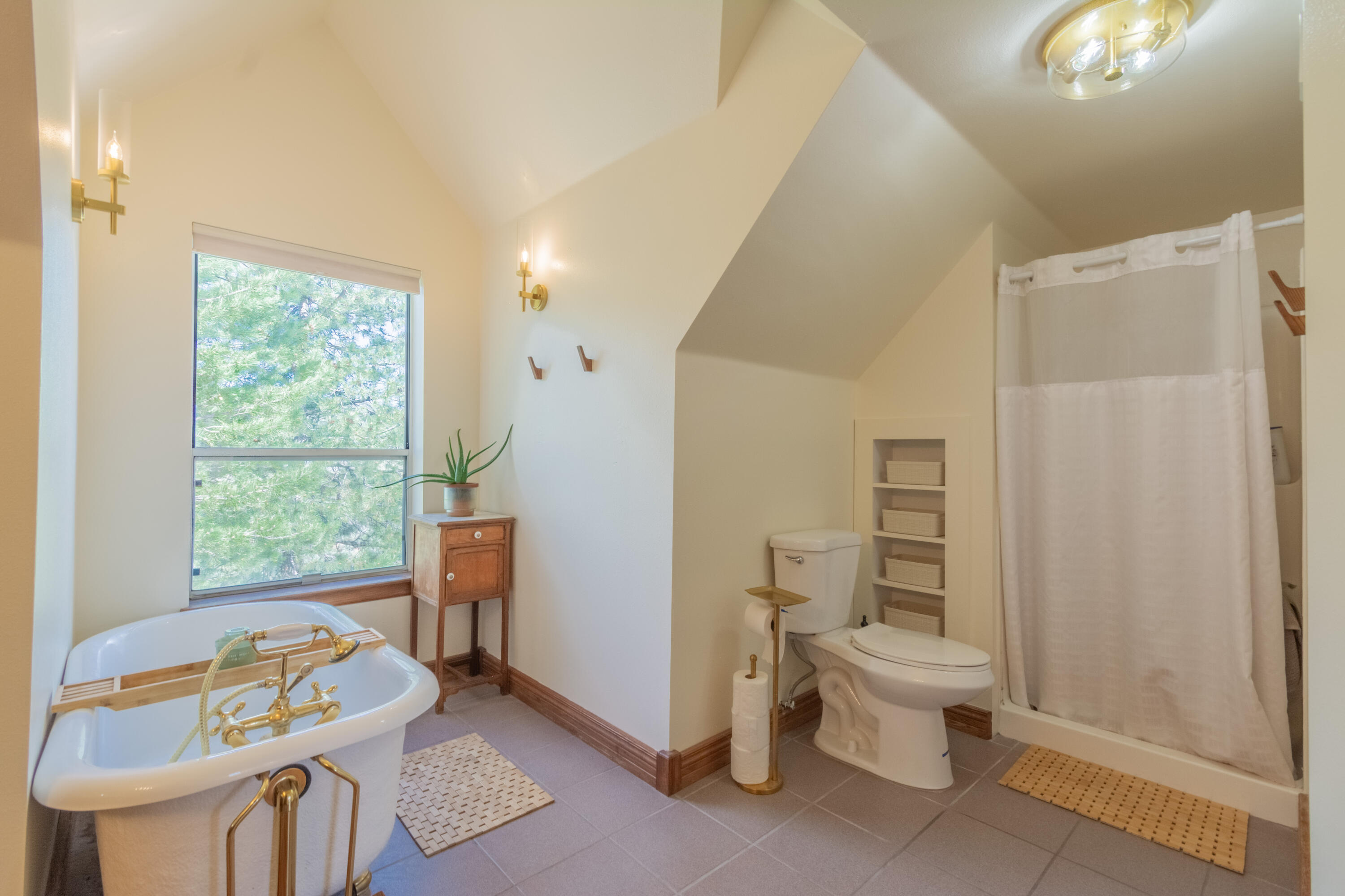 NEW HARMONY TOWNSITE - Residential