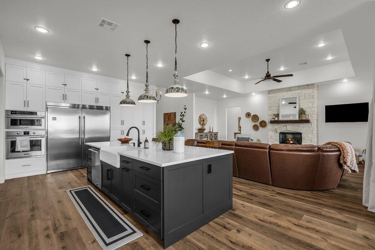 GRAND HEIGHTS - Residential