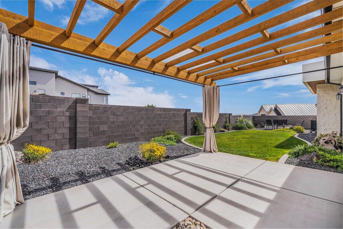 GRAND HEIGHTS - Residential