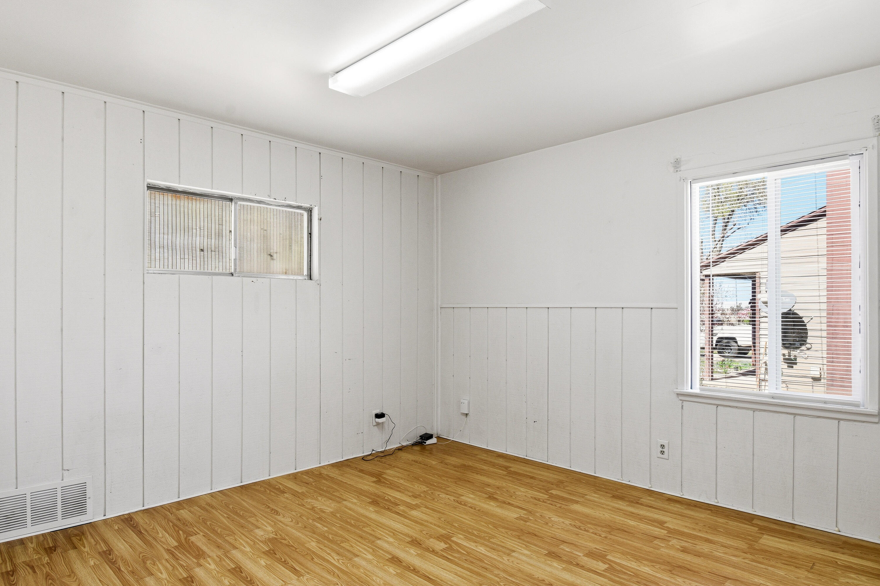 MOUNTAIN VIEW - Residential Income