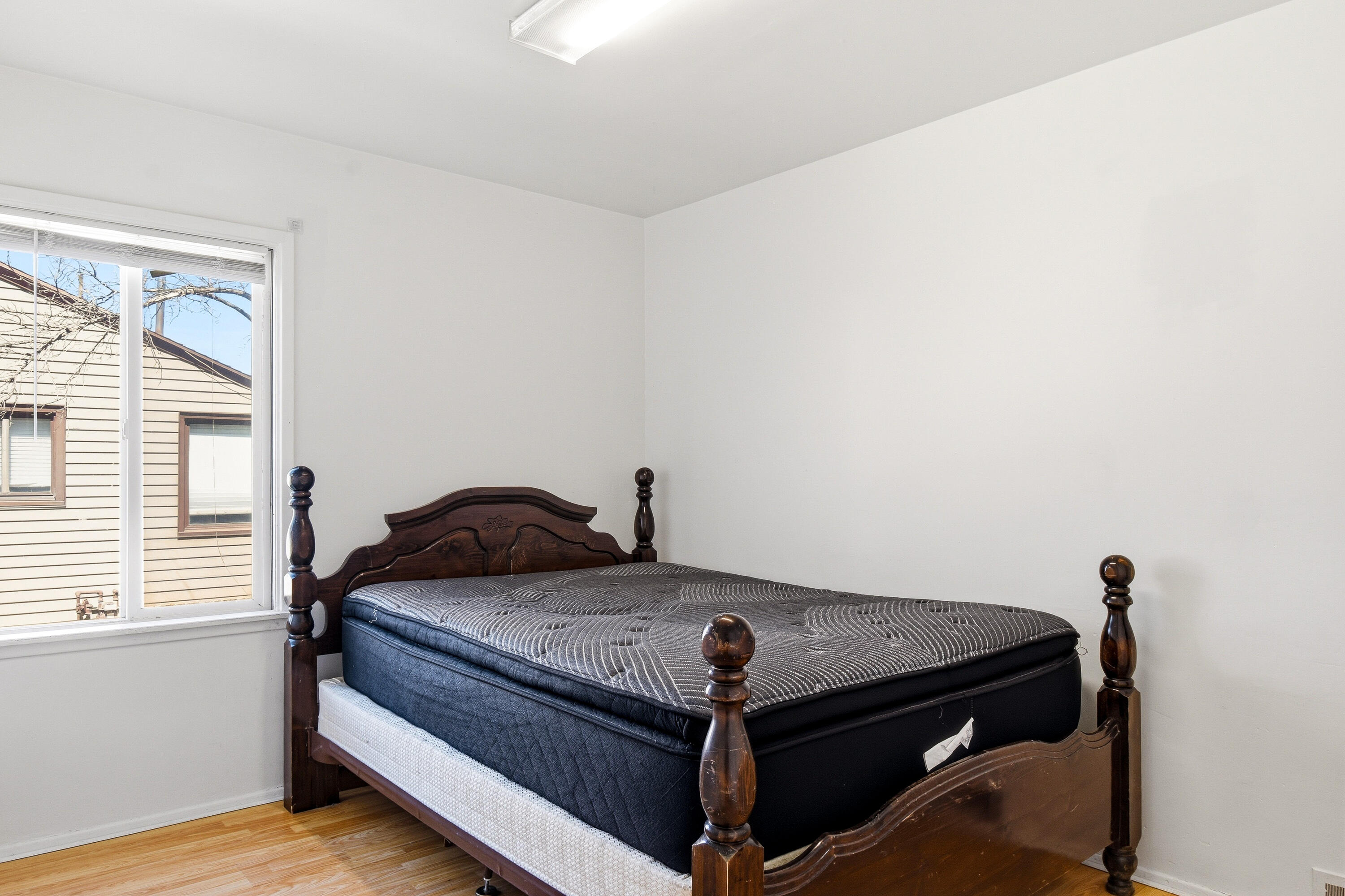 MOUNTAIN VIEW - Residential Income