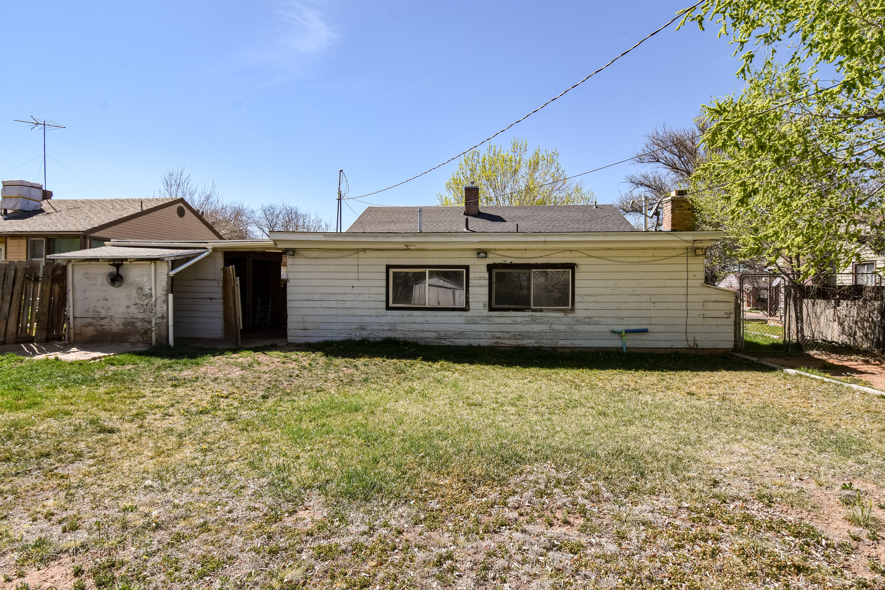 MOUNTAIN VIEW - Residential Income