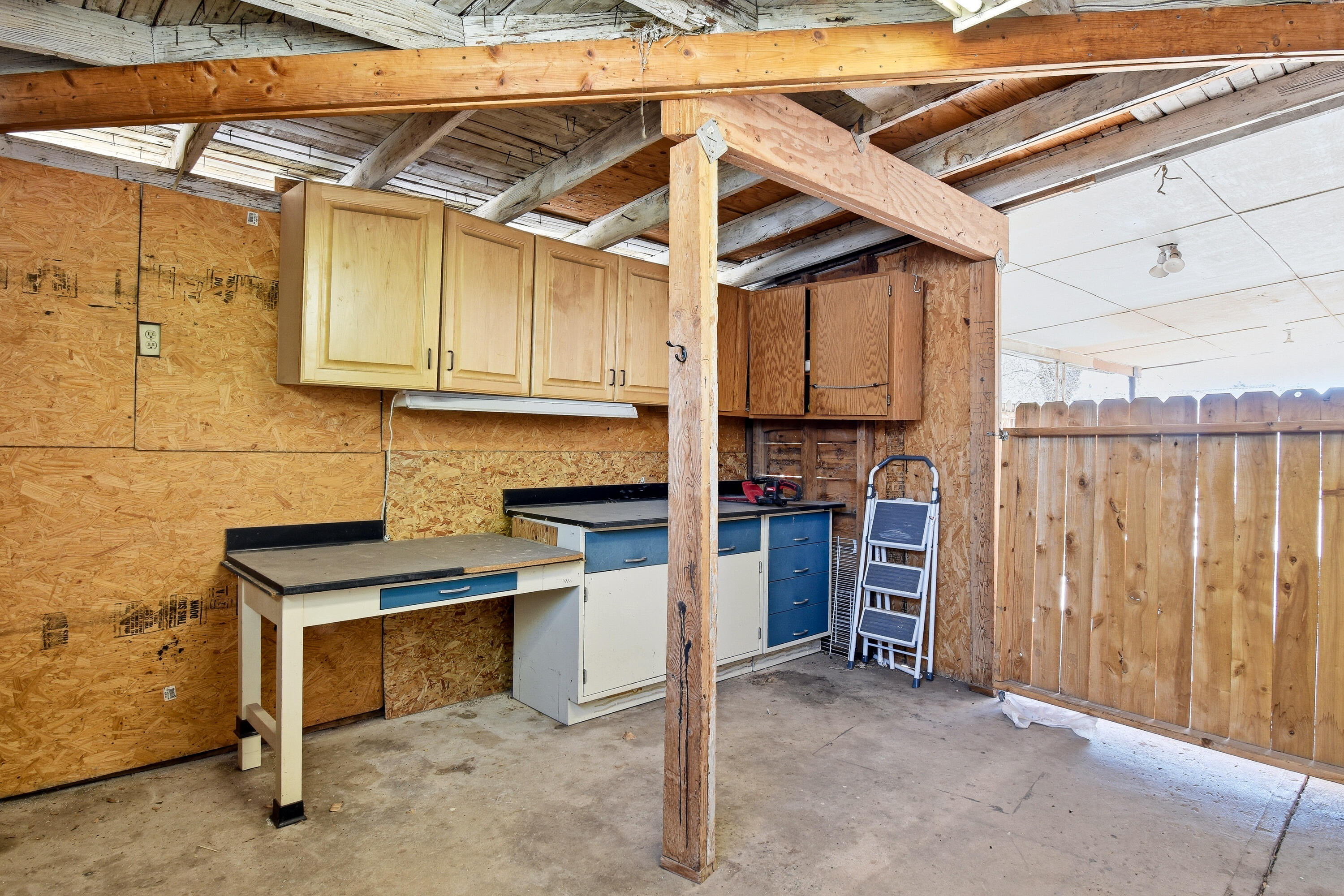 MOUNTAIN VIEW - Residential Income