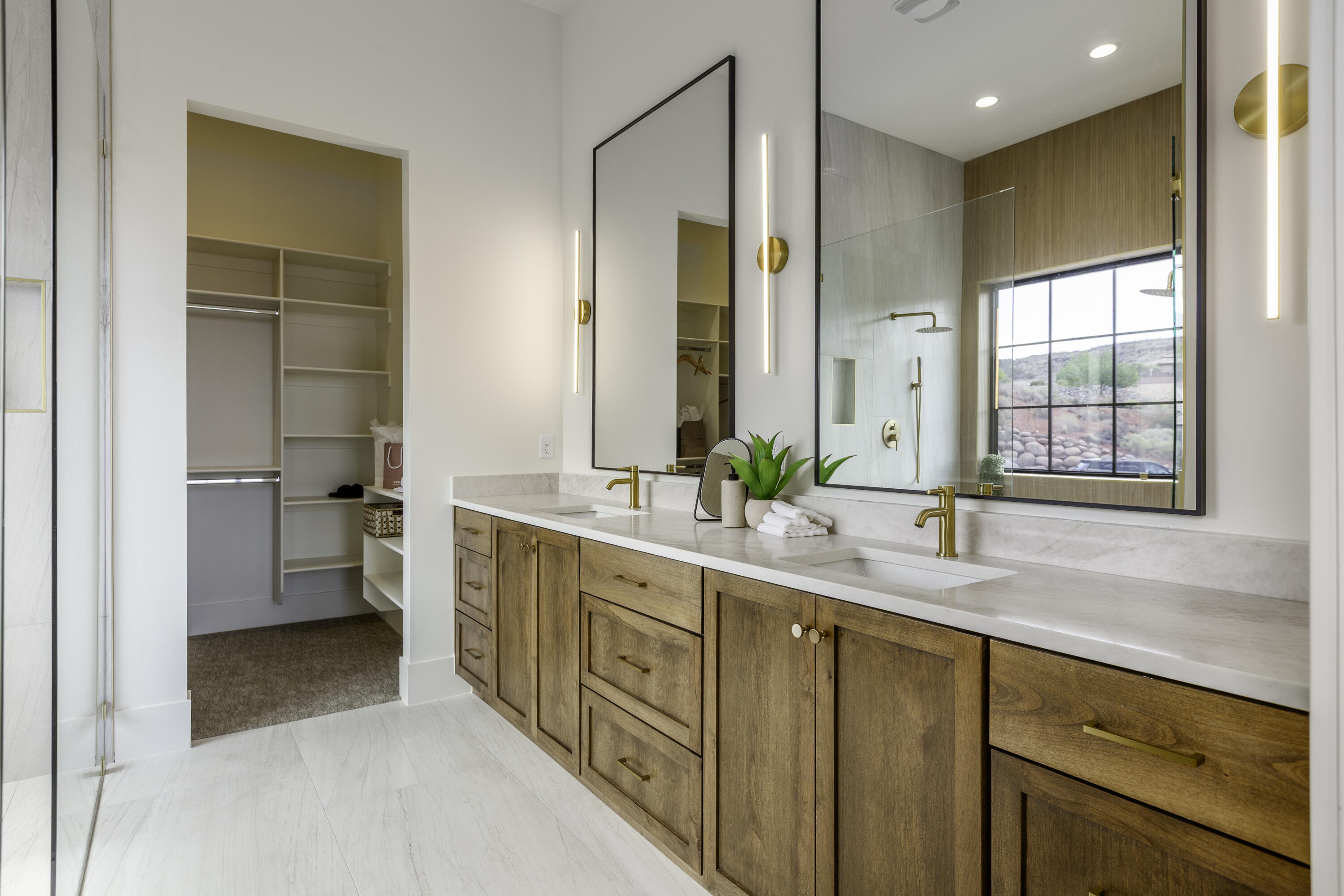 ESTATES AT BURKE SPRINGS - Residential