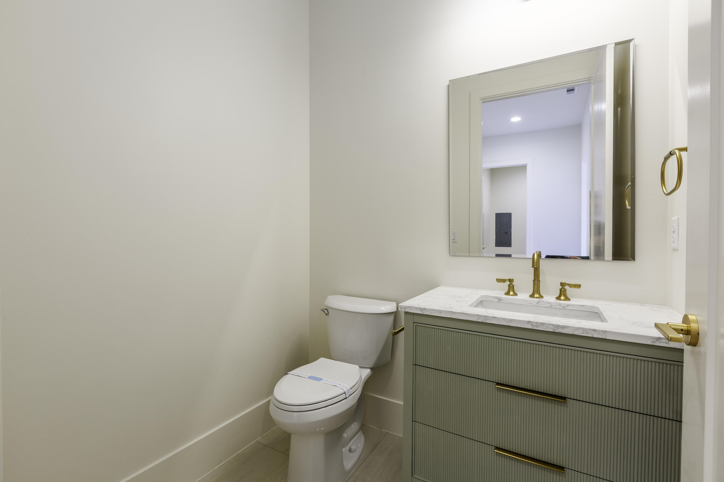 ESTATES AT BURKE SPRINGS - Residential