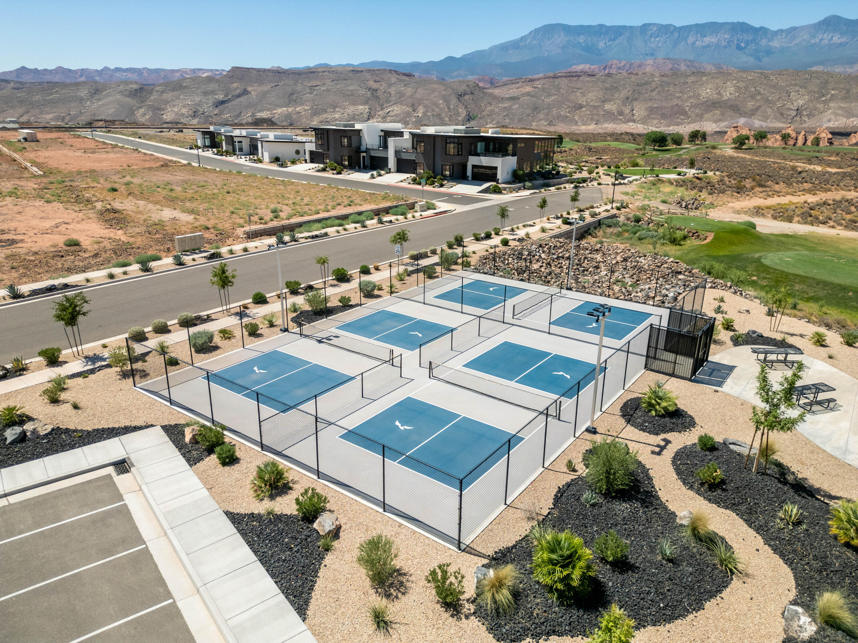 EAGLE POINTE - Residential