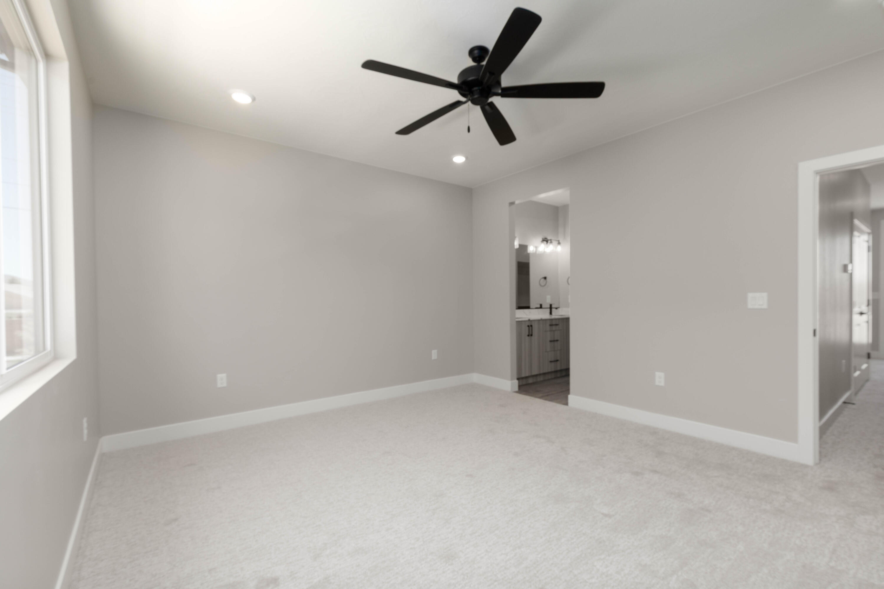 EAGLE POINTE - Residential