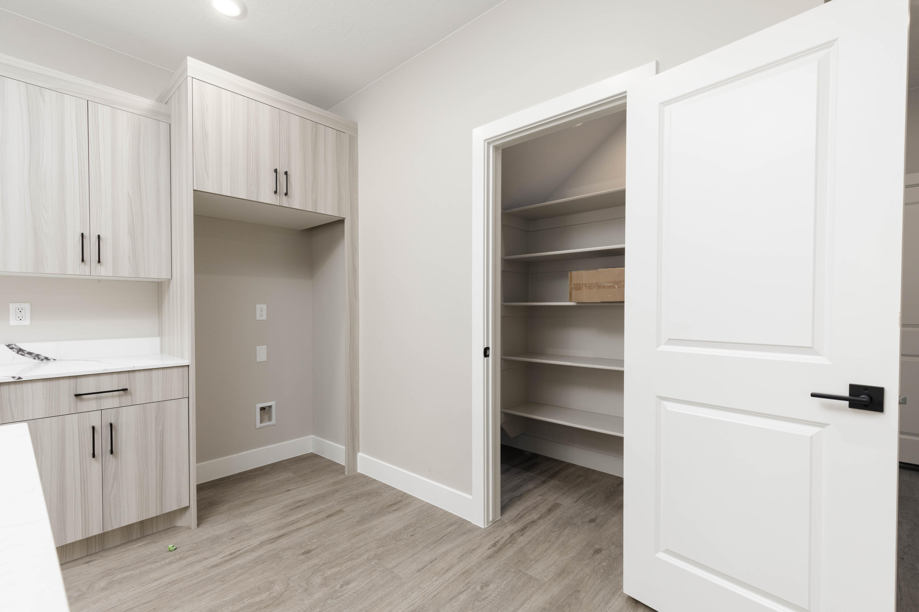 EAGLE POINTE - Residential