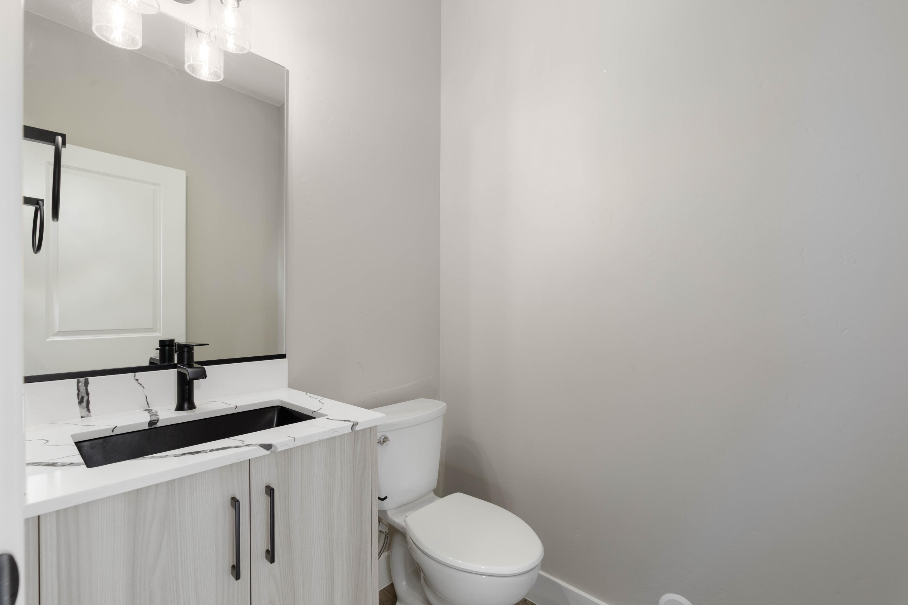 EAGLE POINTE - Residential