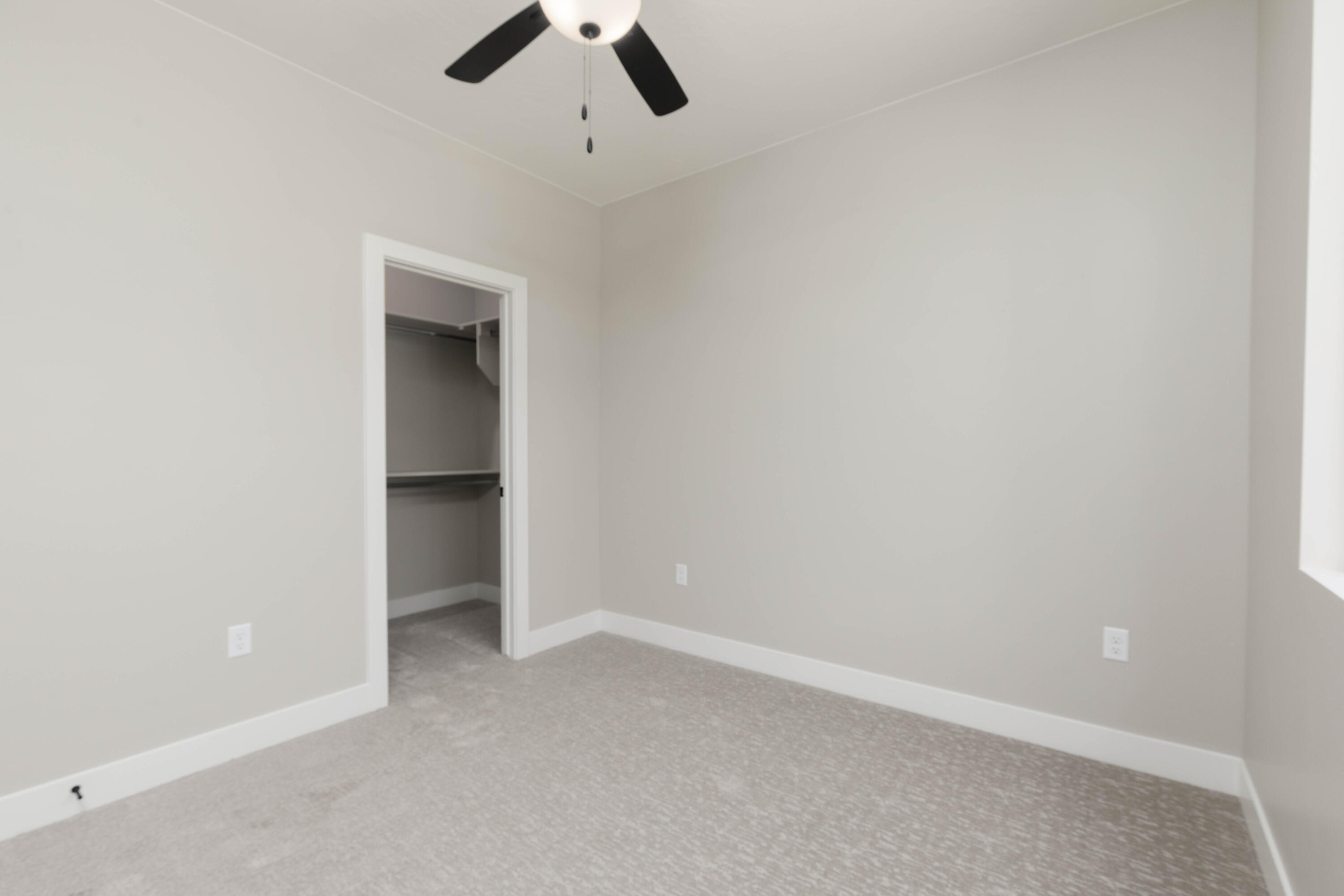 EAGLE POINTE - Residential