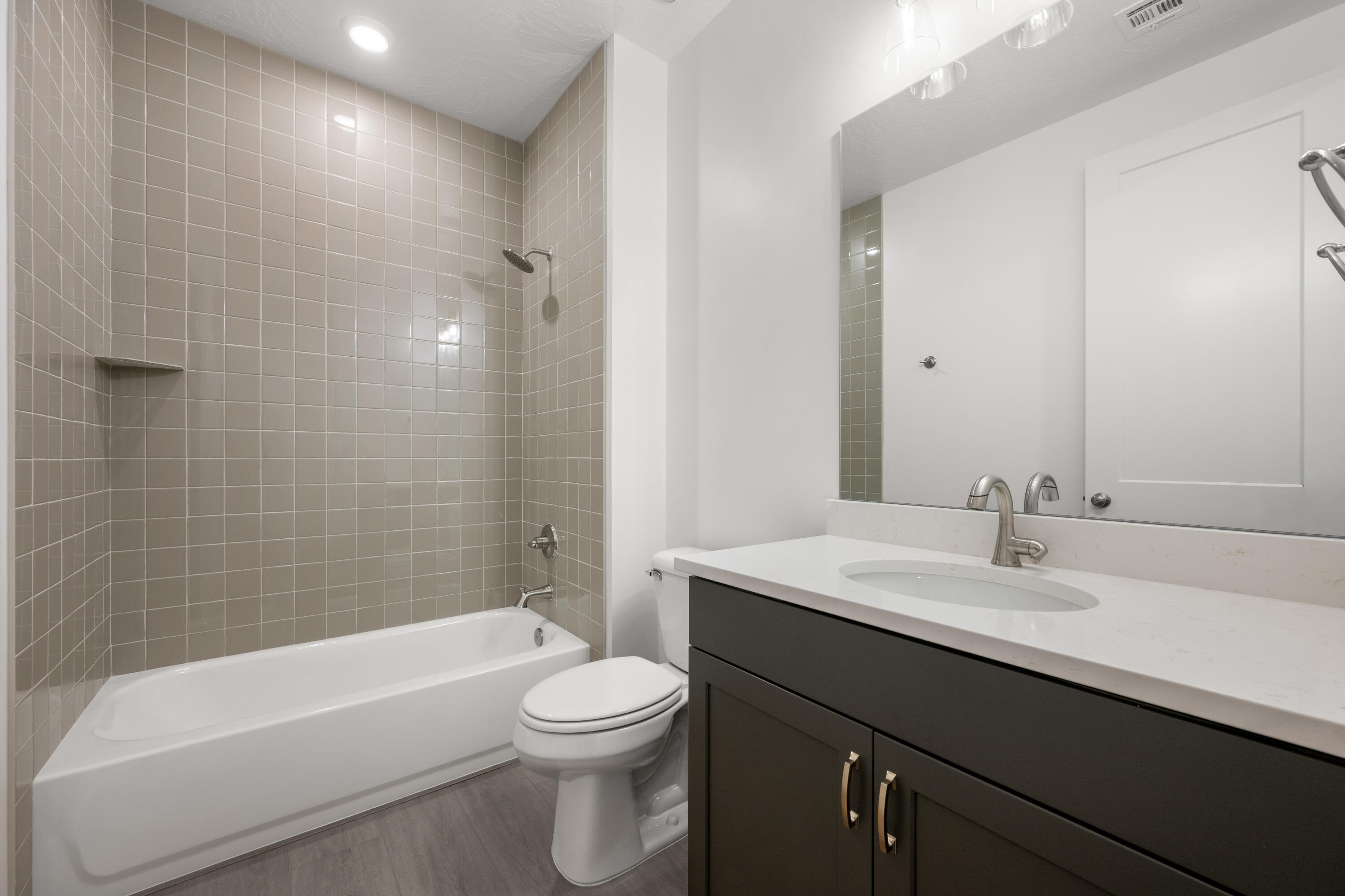 SOLIS AT CORAL CANYON - Residential