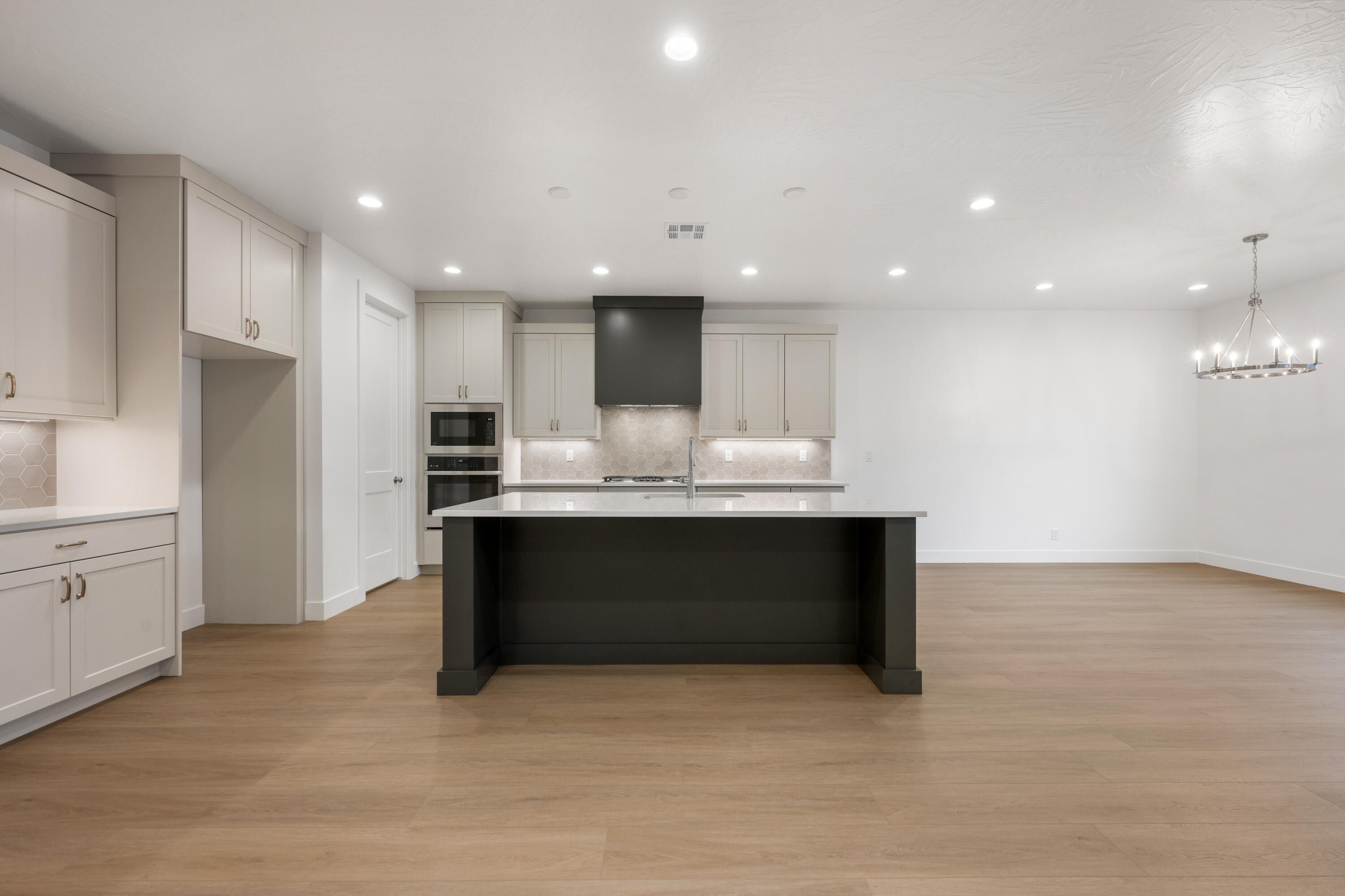 SOLIS AT CORAL CANYON - Residential
