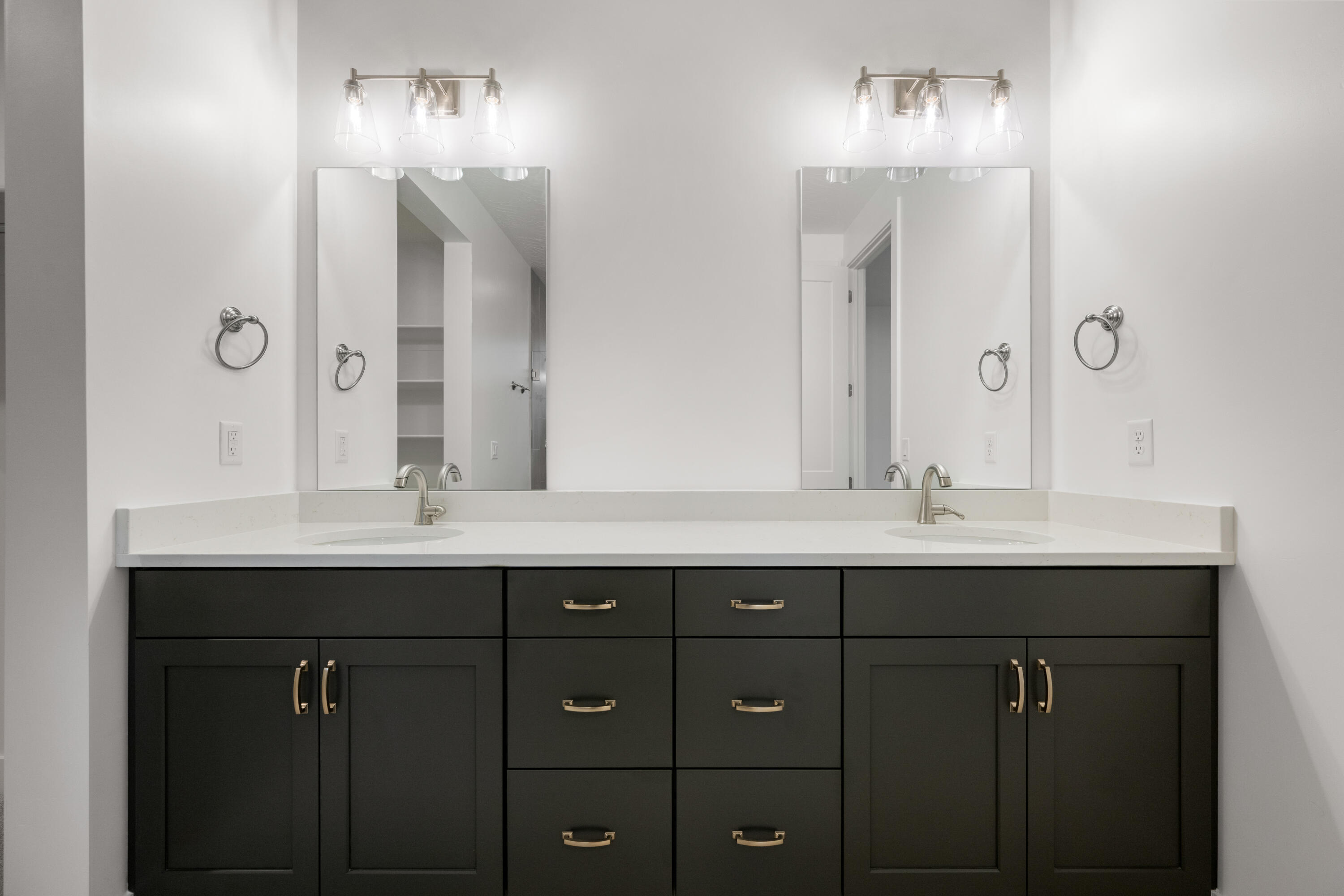 SOLIS AT CORAL CANYON - Residential