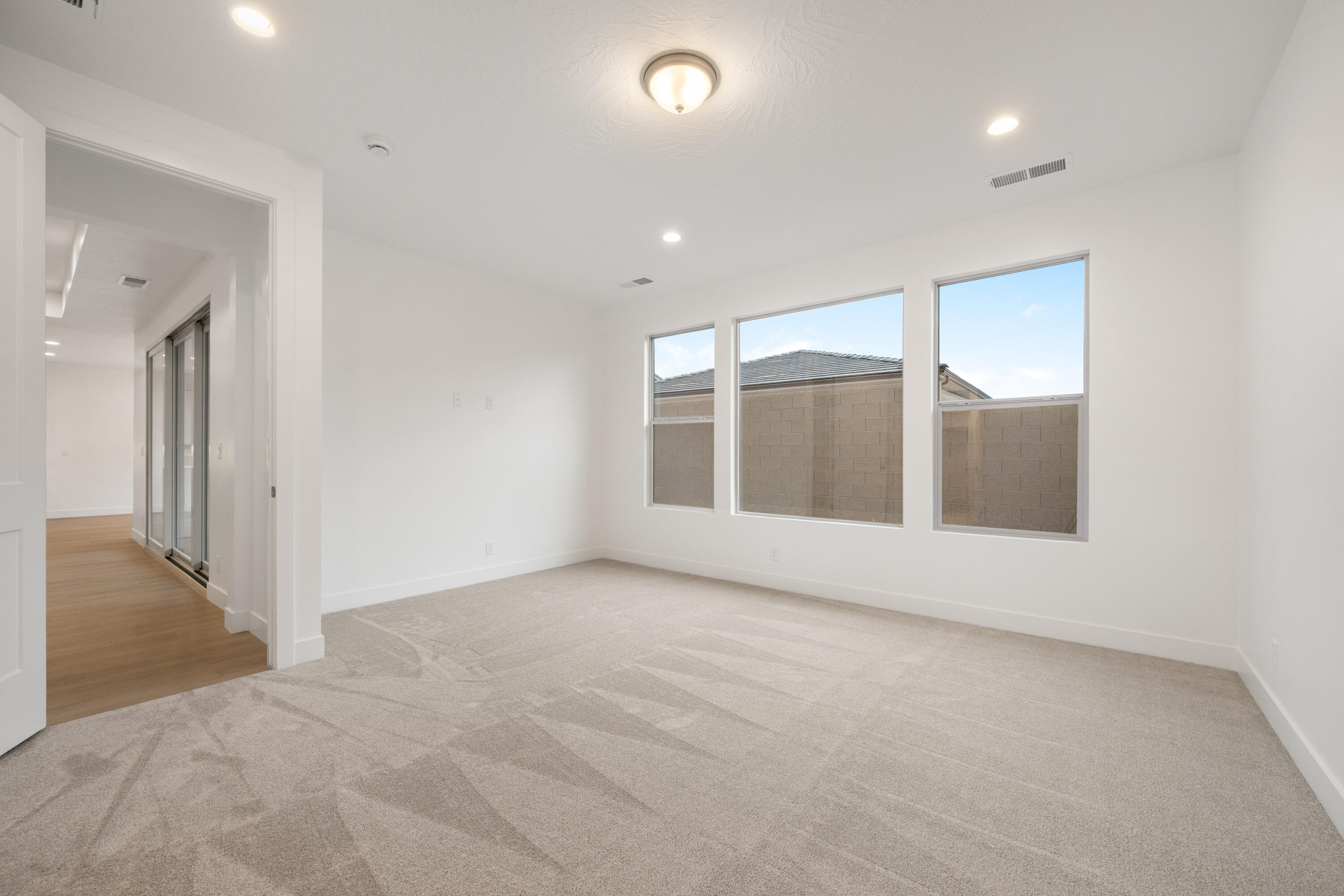 SOLIS AT CORAL CANYON - Residential