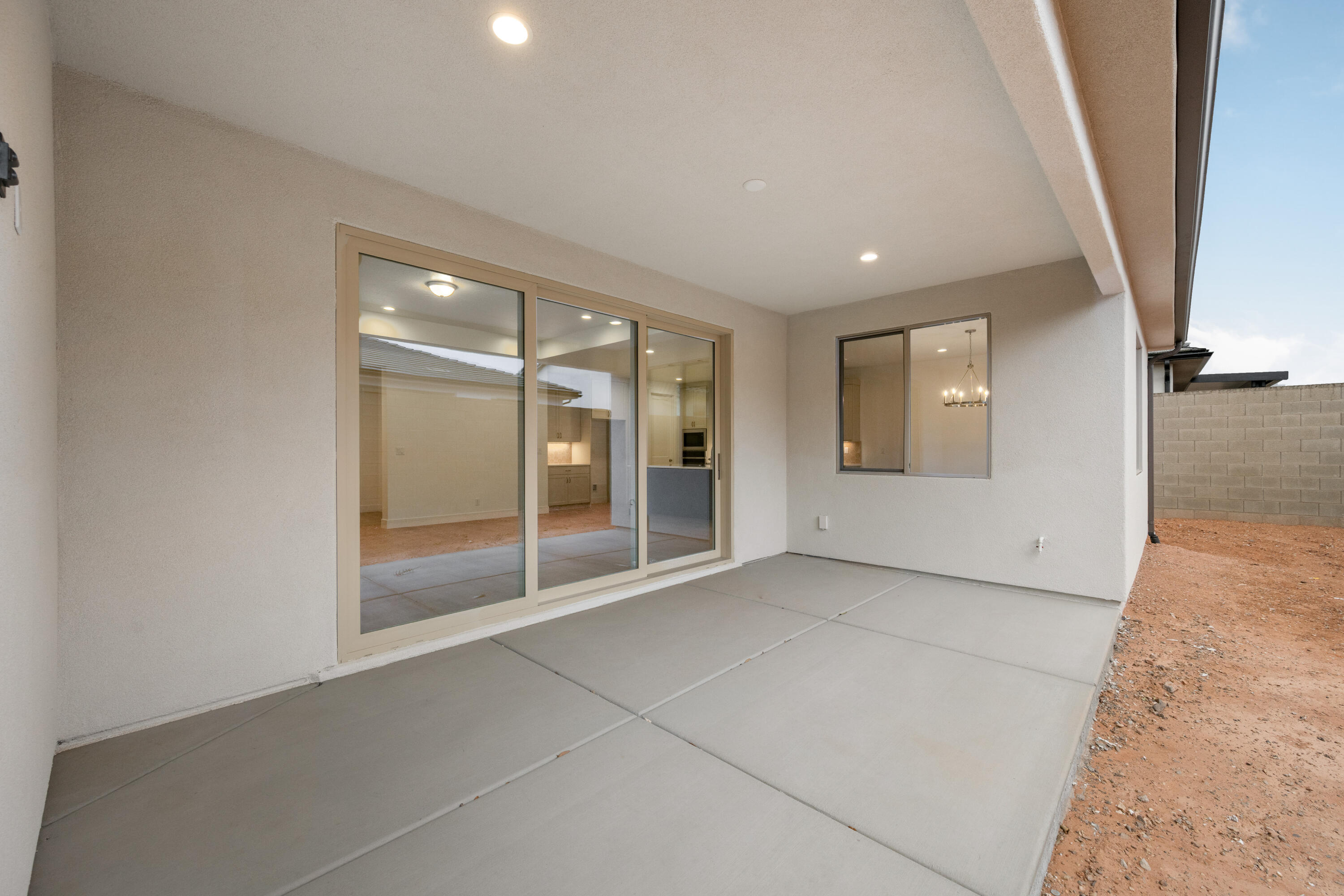 SOLIS AT CORAL CANYON - Residential
