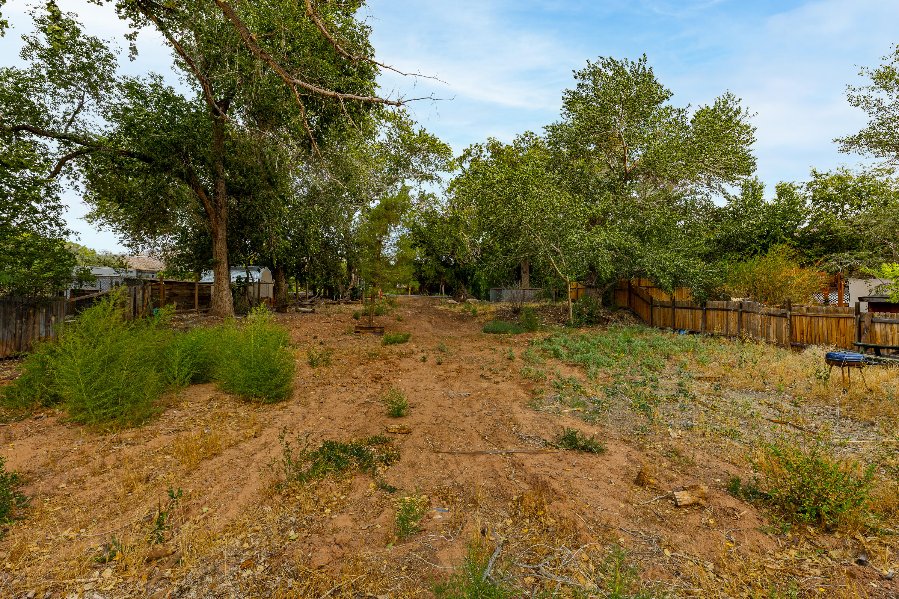 VIRGIN TOWNSITE - Land