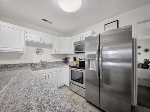 Tiny photo for 1845 W CANYON VIEW #1425, Saint George, UT 84770 (MLS # 26-268507)