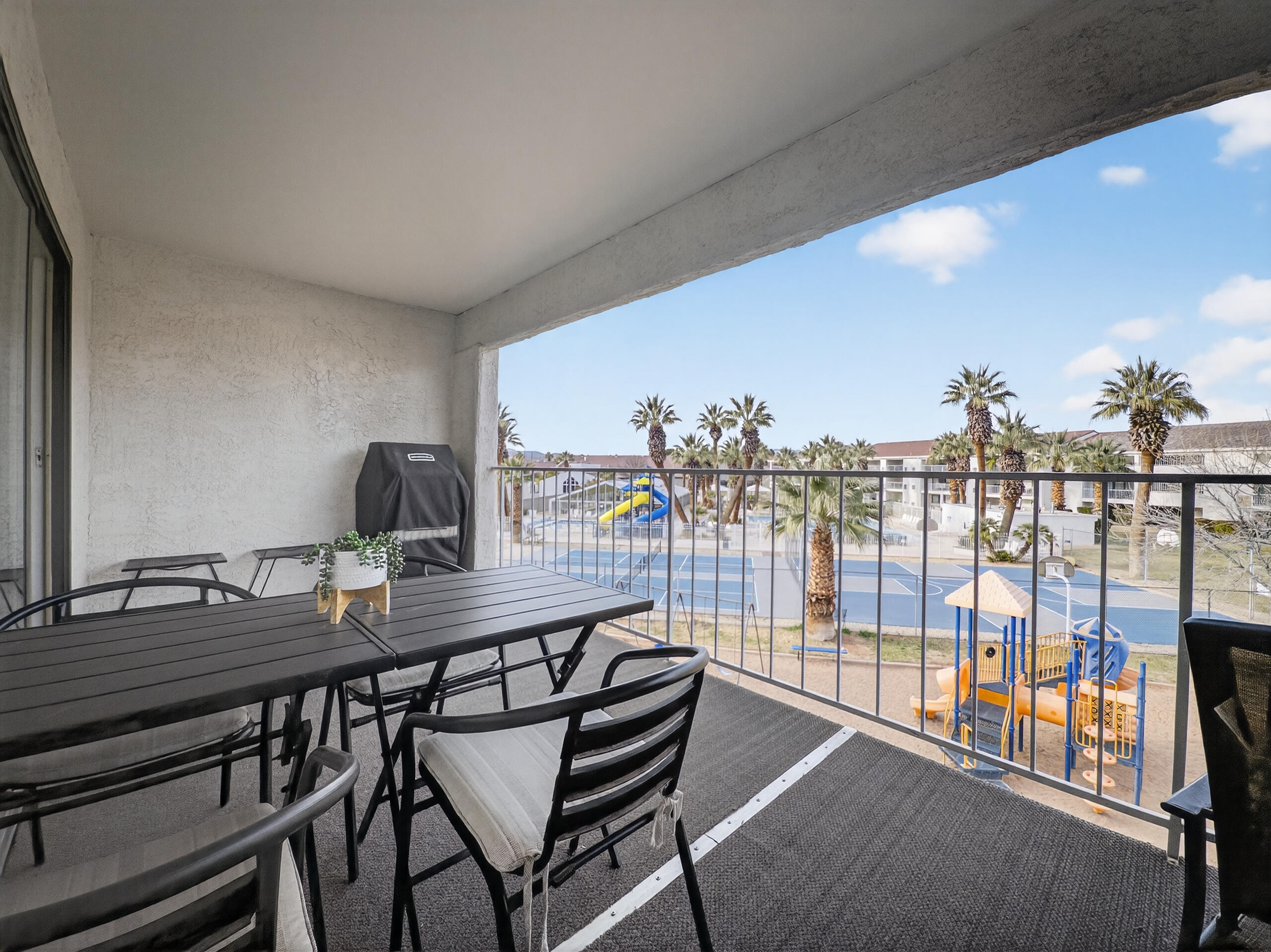 LAS PALMAS RESORT CONDOS - Residential