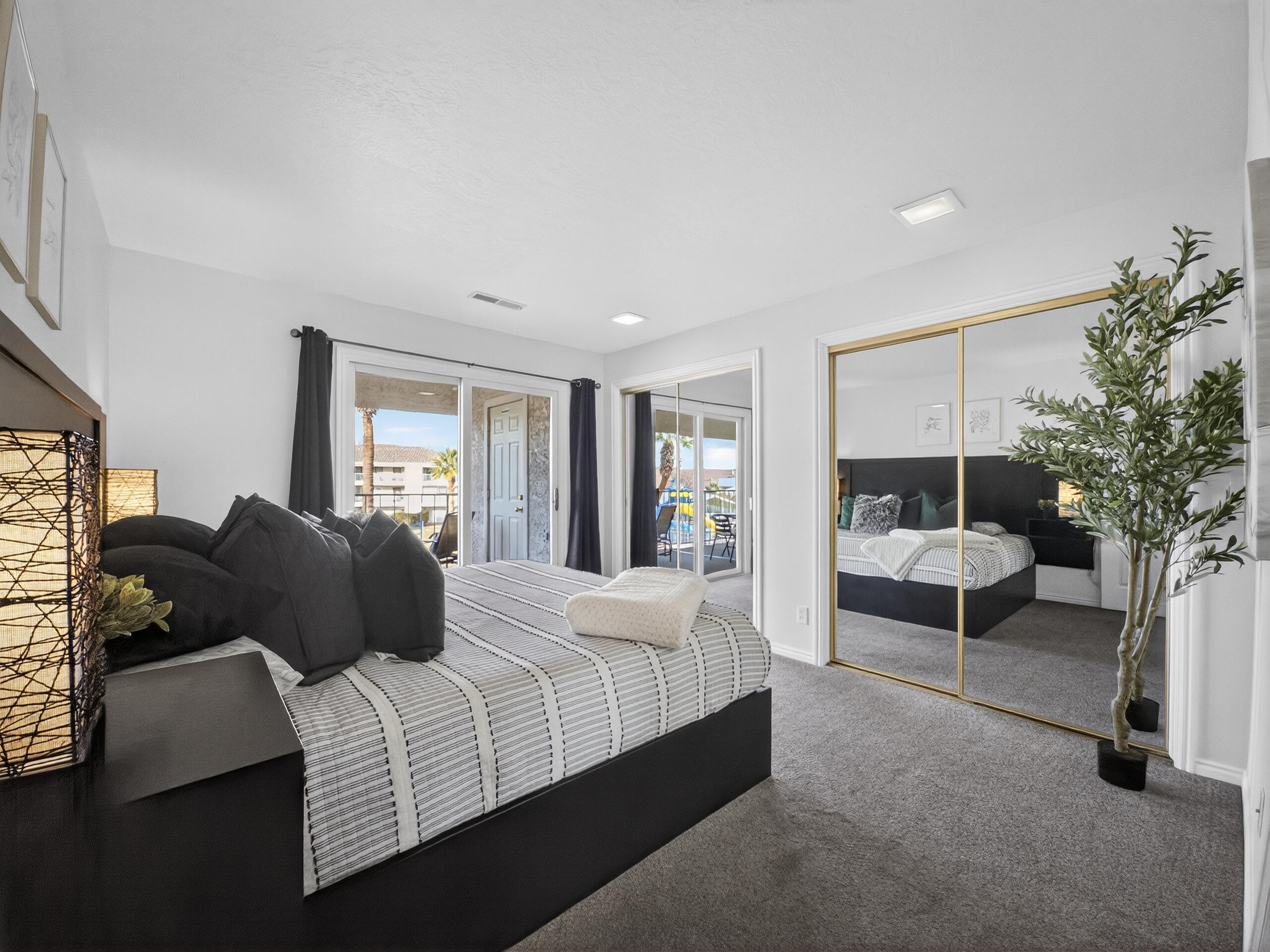 LAS PALMAS RESORT CONDOS - Residential