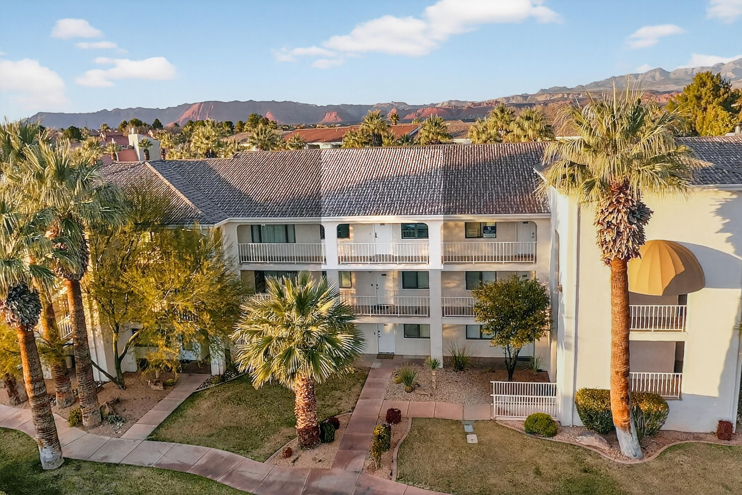 LAS PALMAS RESORT CONDOS - Residential