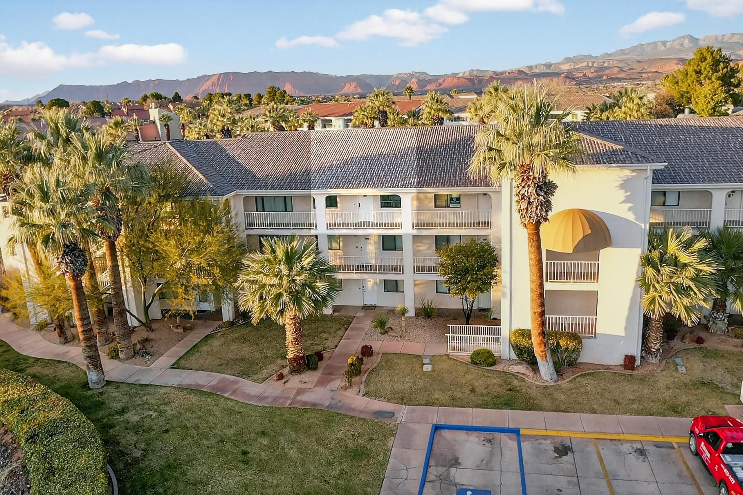 LAS PALMAS RESORT CONDOS - Residential