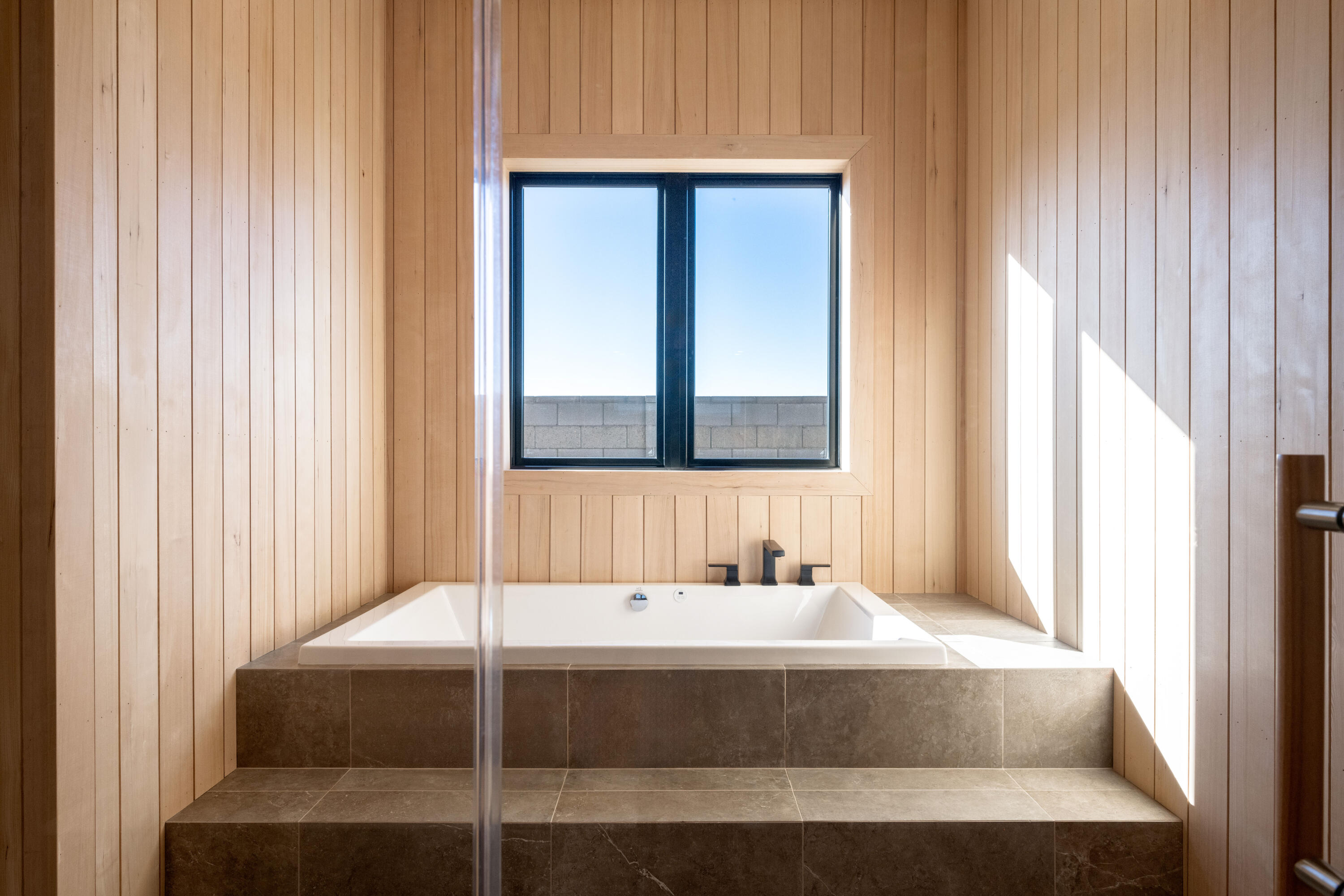 SOUTHERN SHORES - Residential