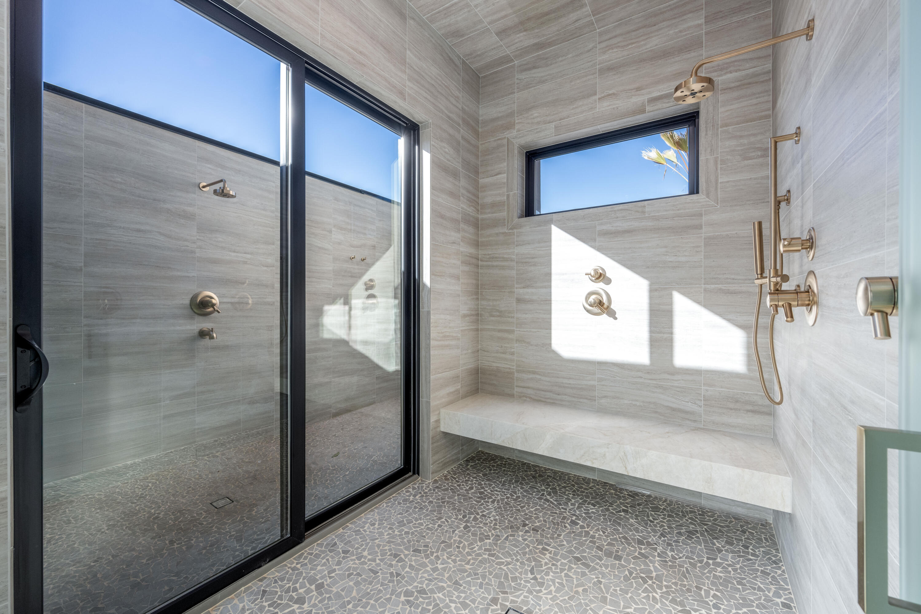 SOUTHERN SHORES - Residential